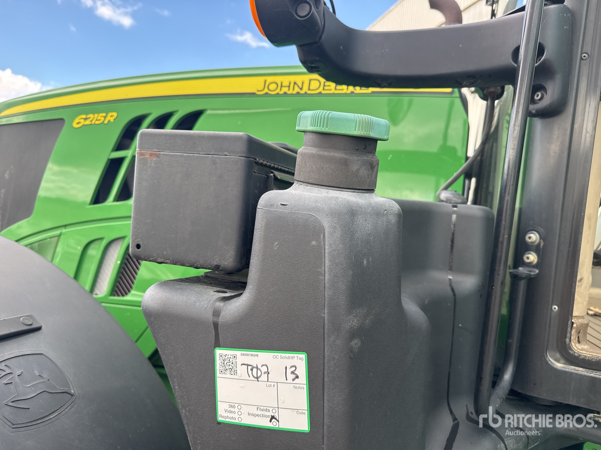 2021 John Deere 6215R
