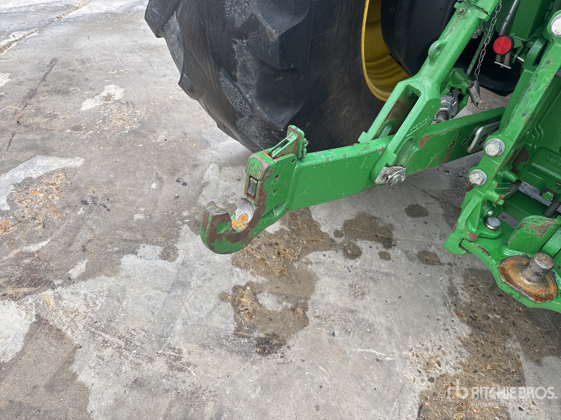 2021 John Deere 6215R