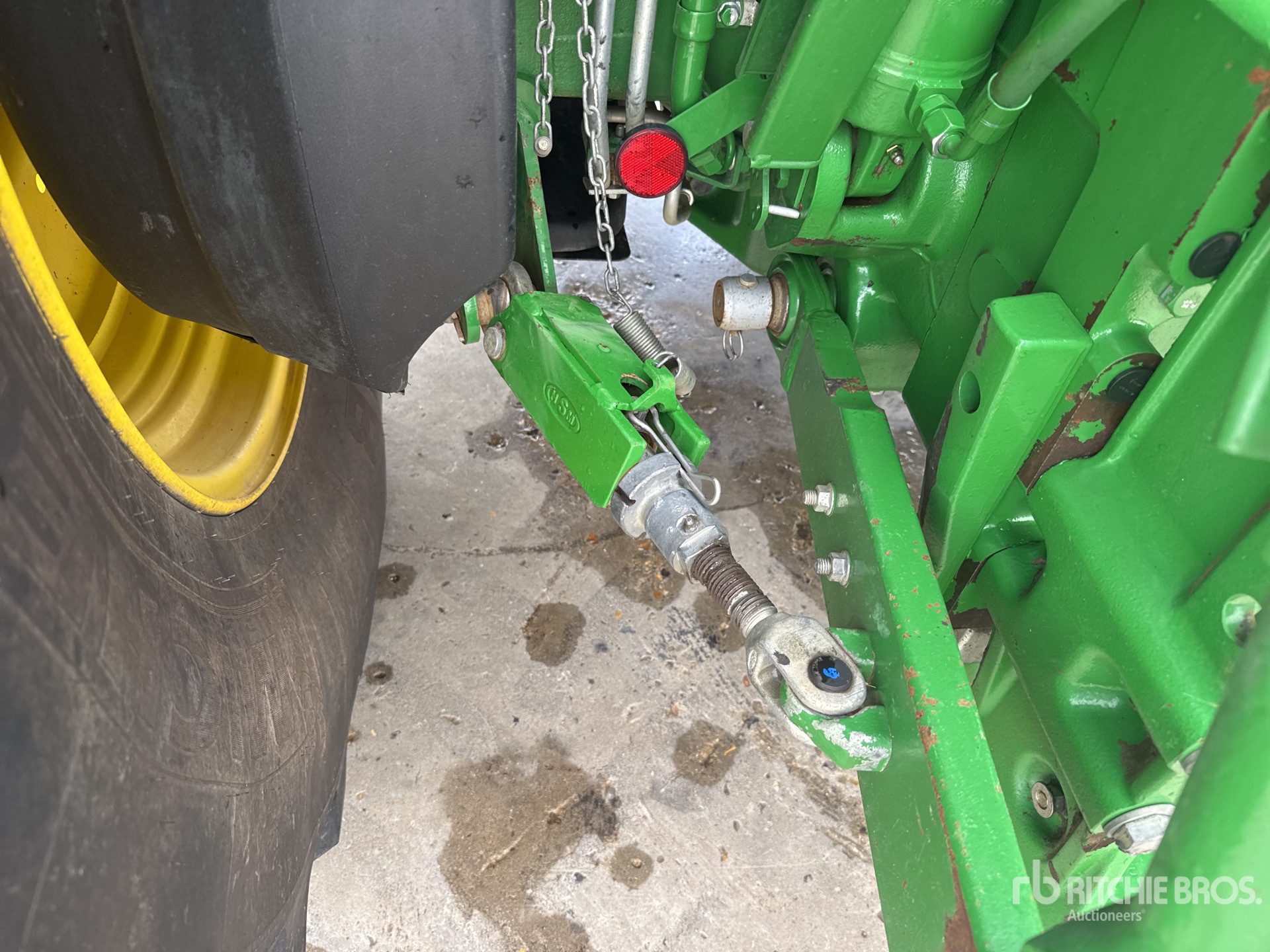 2021 John Deere 6215R