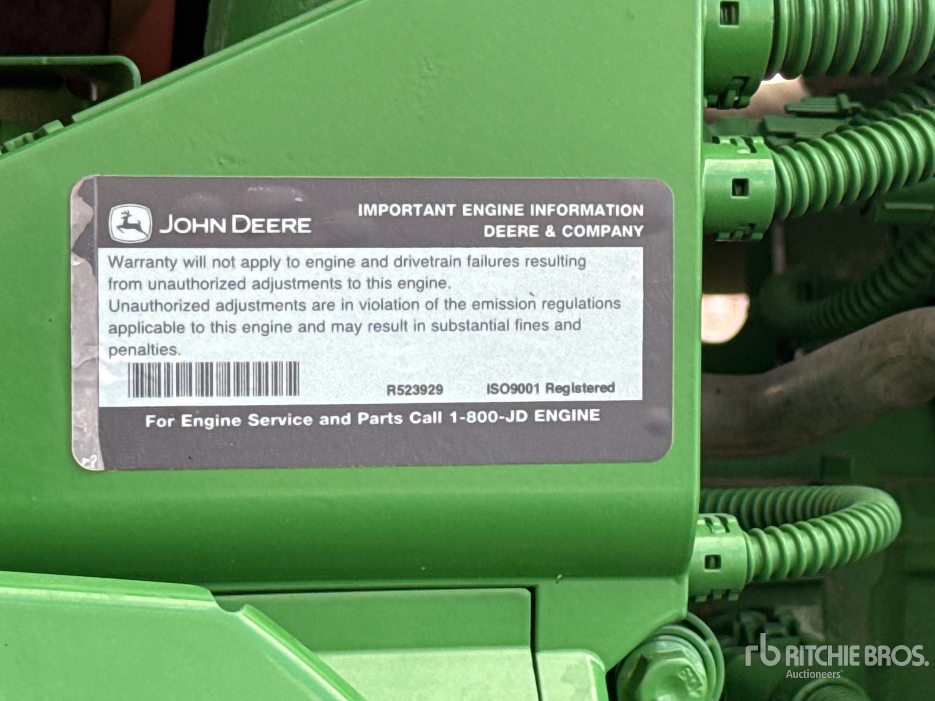 2021 John Deere 6215R