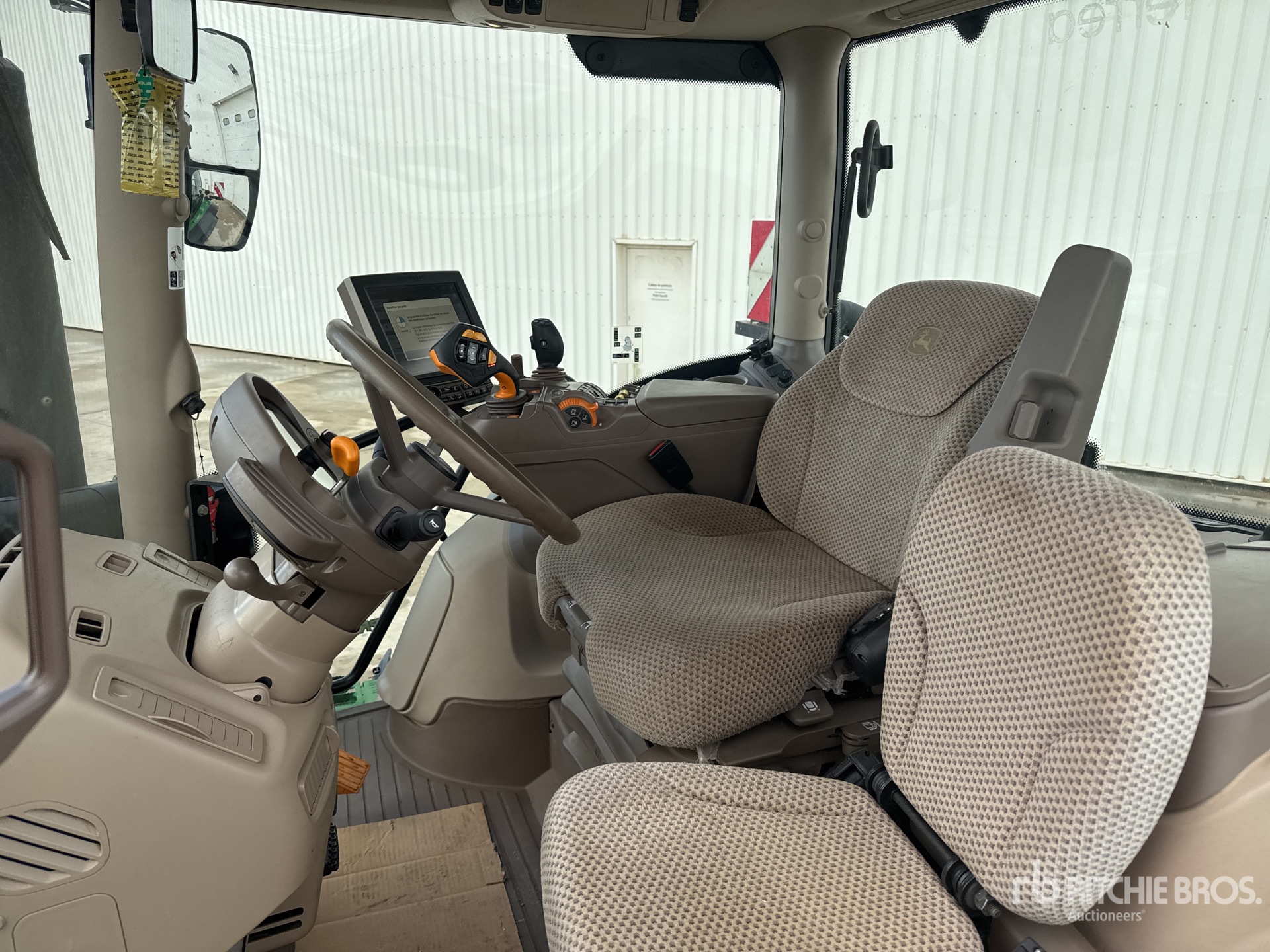 2021 John Deere 6215R