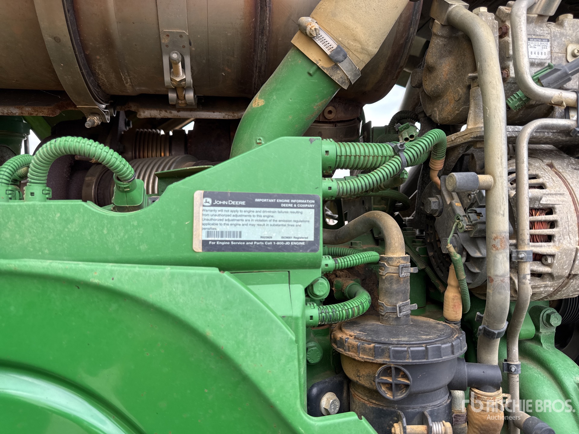 2015 John Deere 6215R AUTO POWE