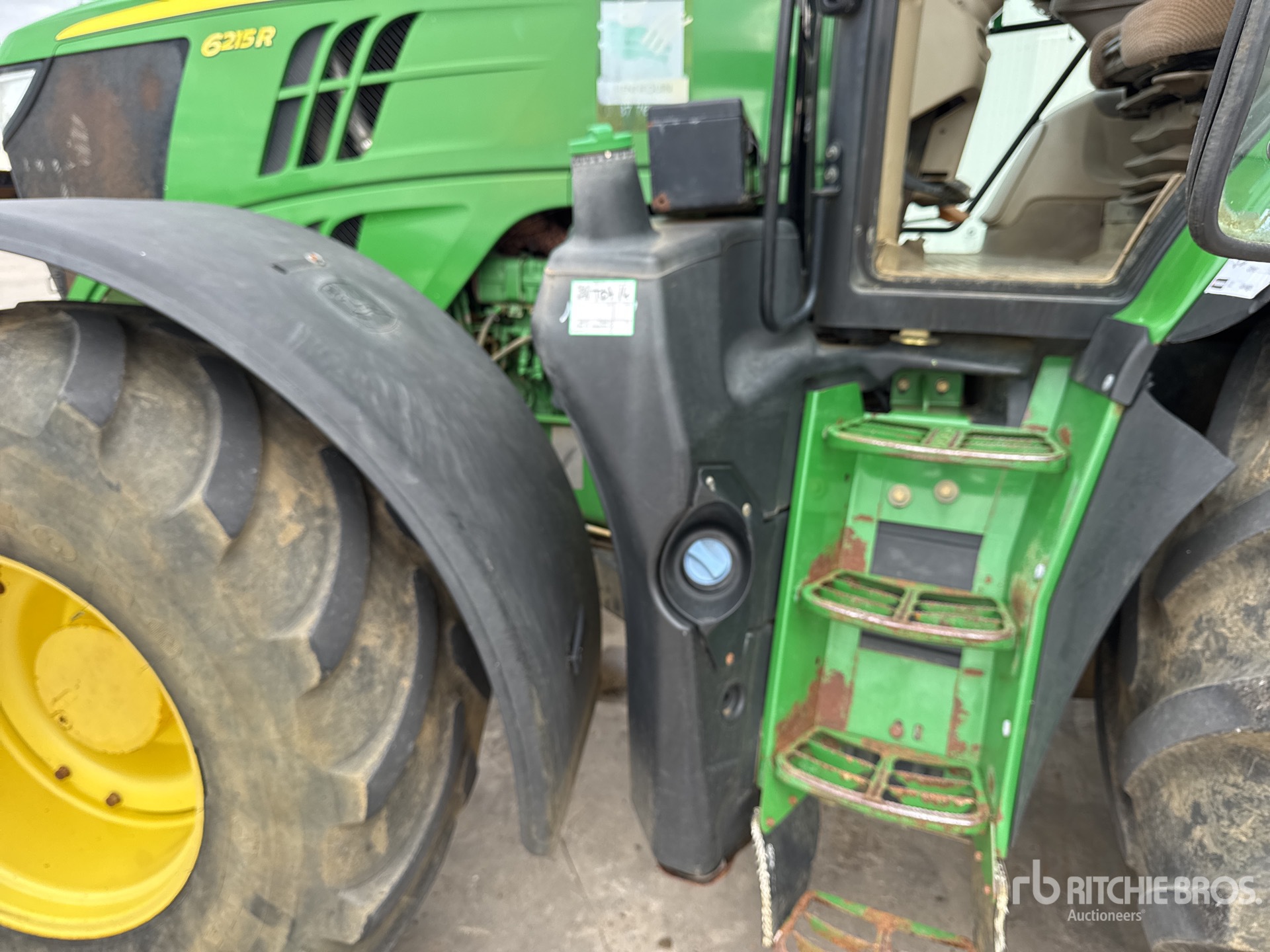 2015 John Deere 6215R AUTO POWE