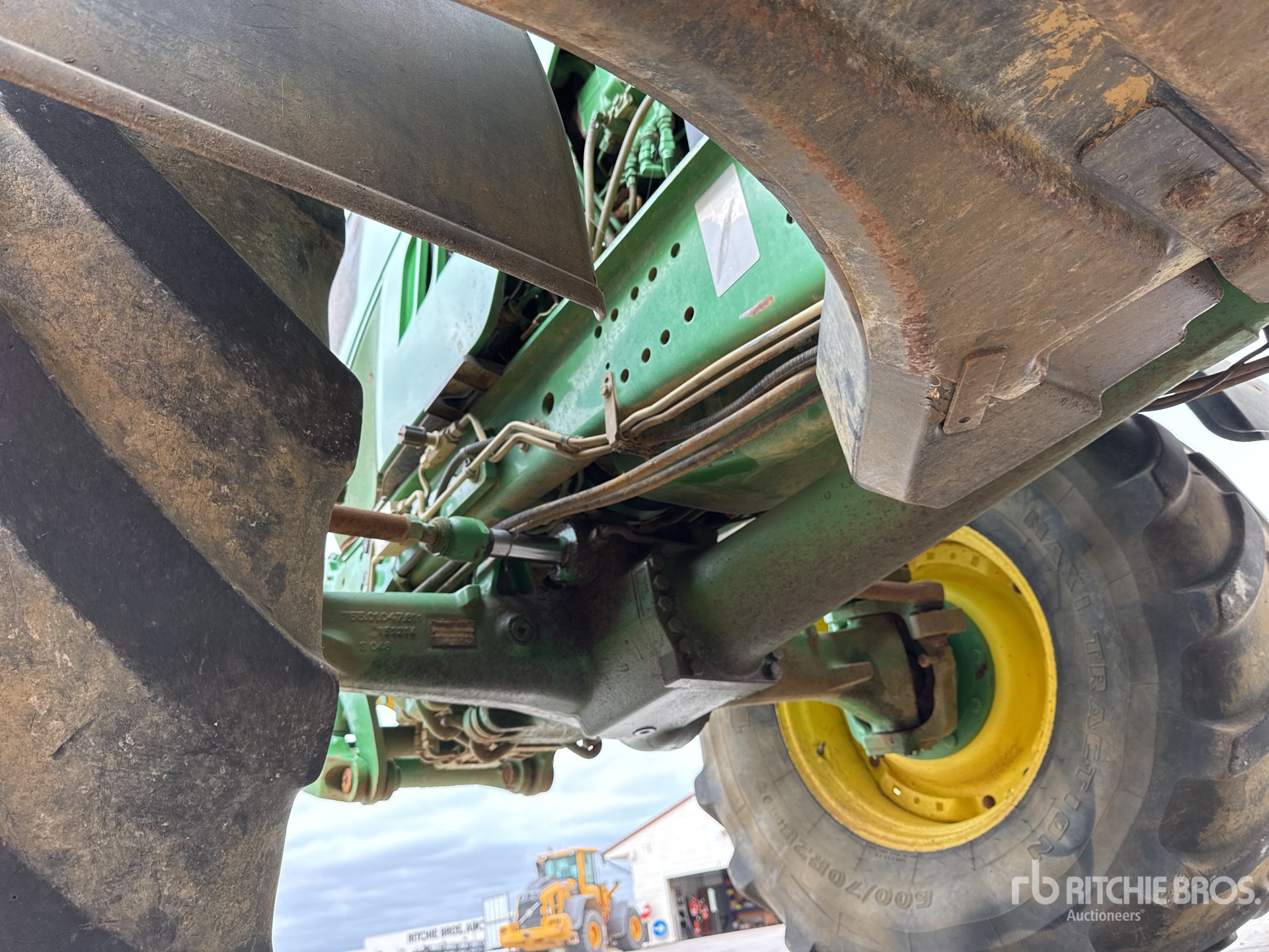 2015 John Deere 6215R AUTO POWE
