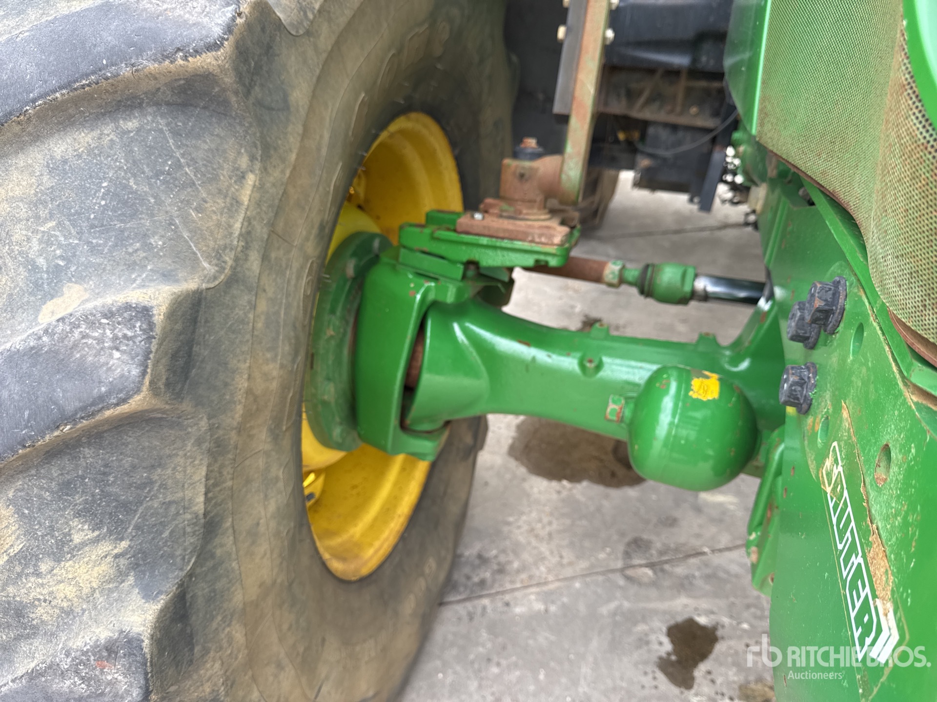 2015 John Deere 6215R AUTO POWE