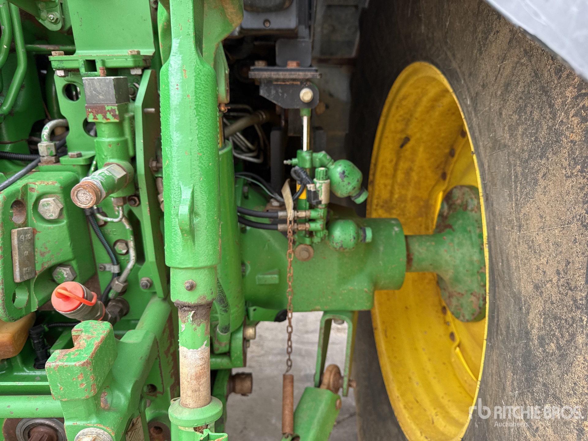 2015 John Deere 6215R AUTO POWE