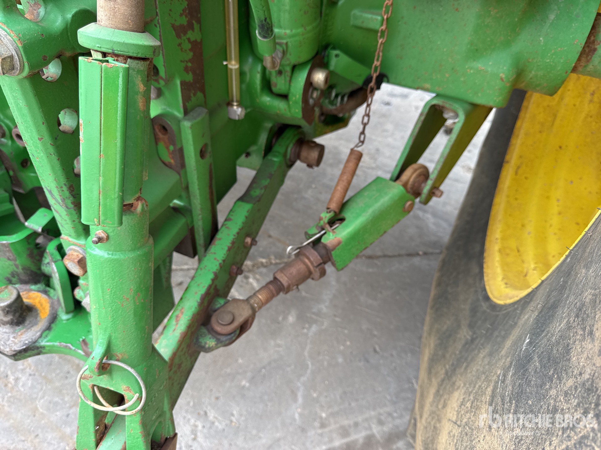 2015 John Deere 6215R AUTO POWE