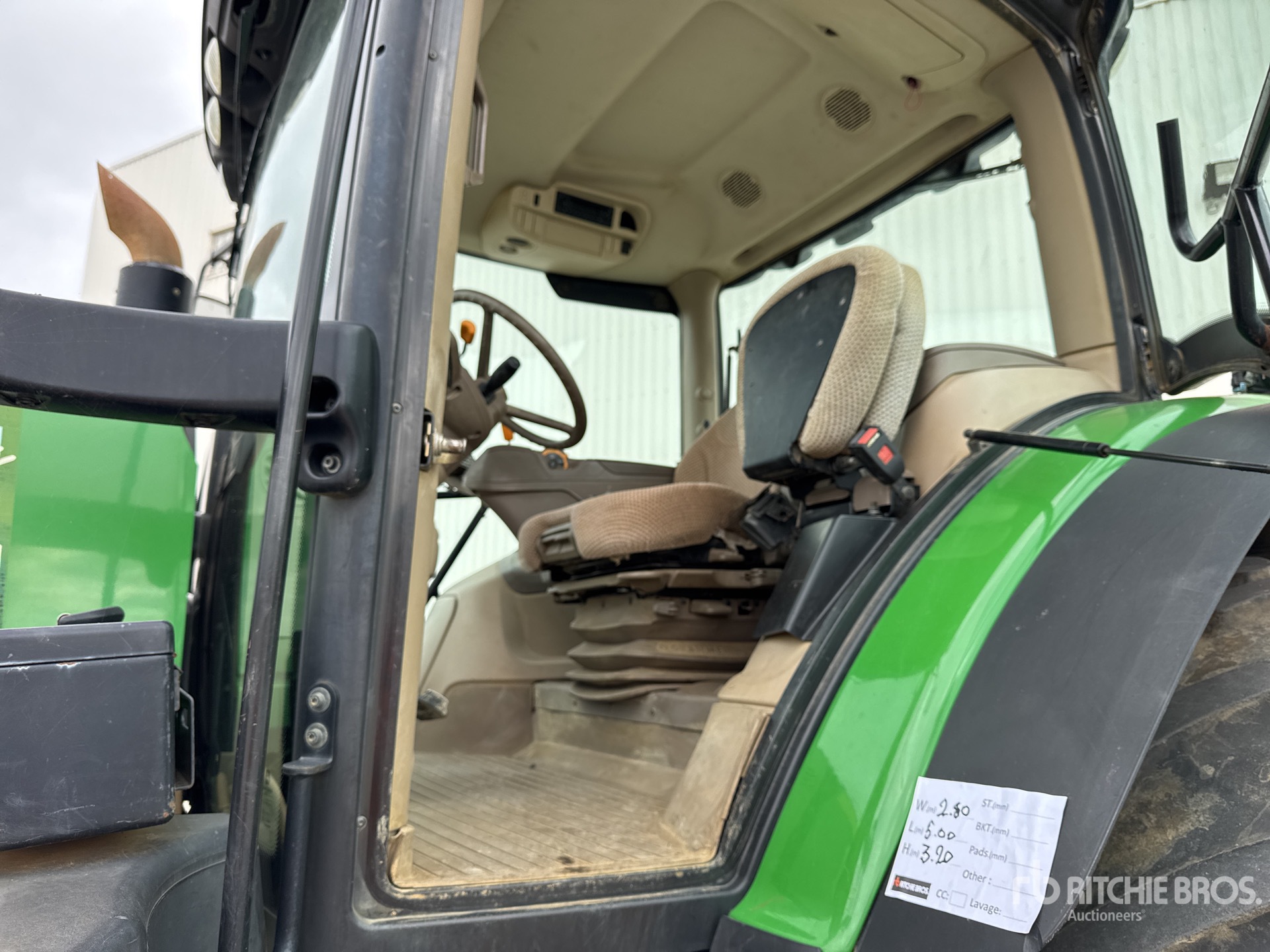 2015 John Deere 6215R AUTO POWE
