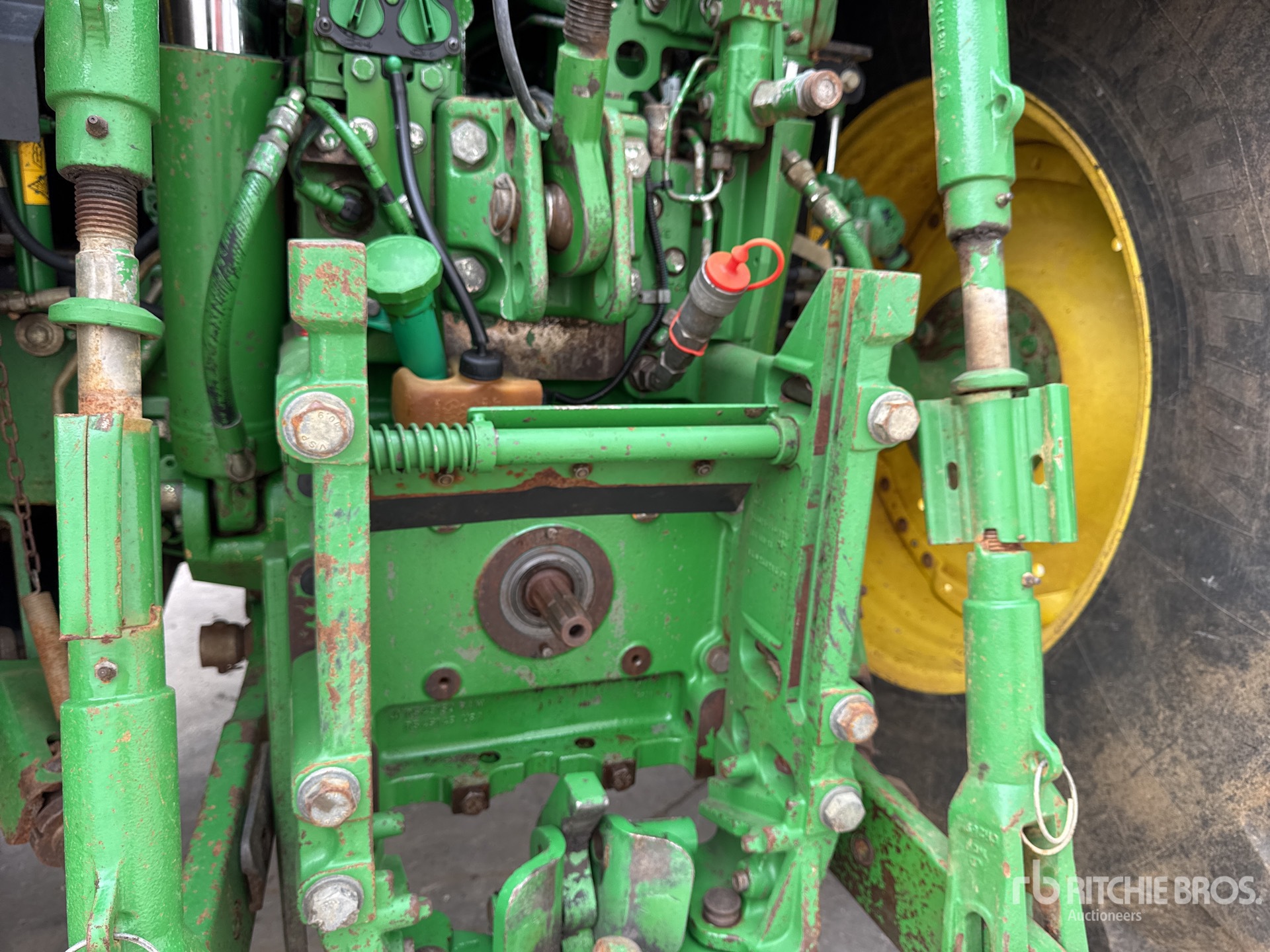 2015 John Deere 6215R AUTO POWE