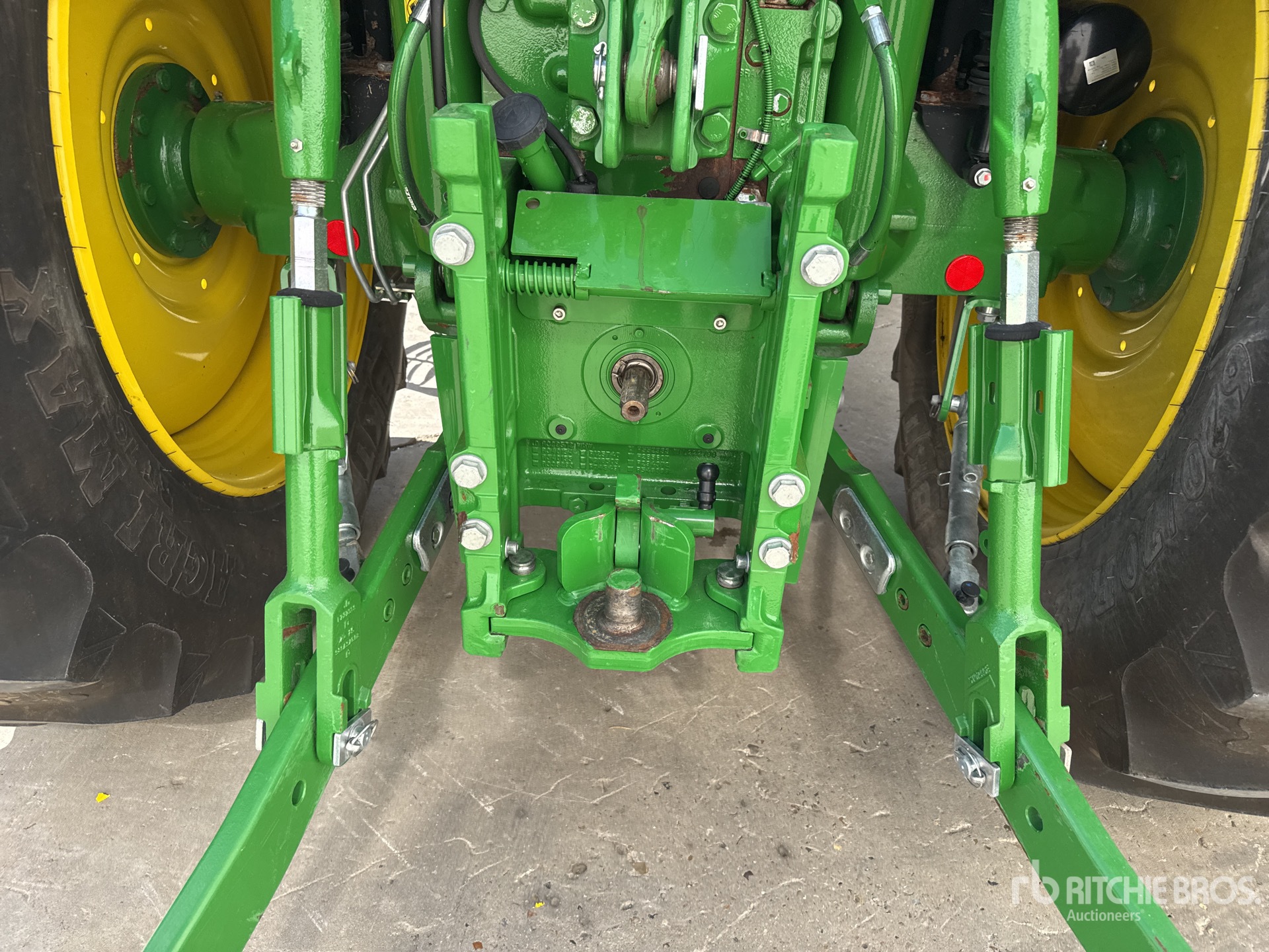 2024 John Deere 6195M