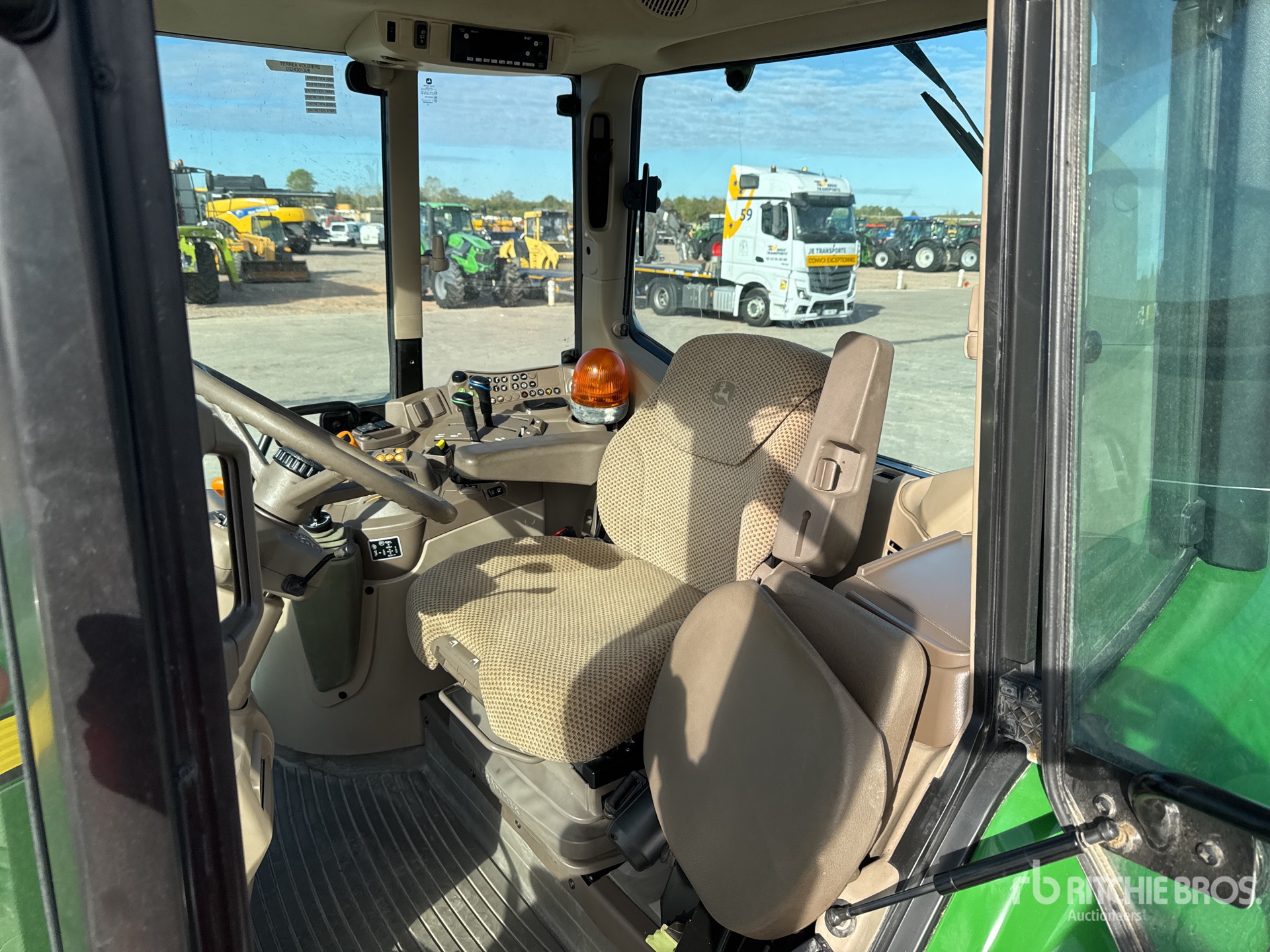 2024 John Deere 6195M