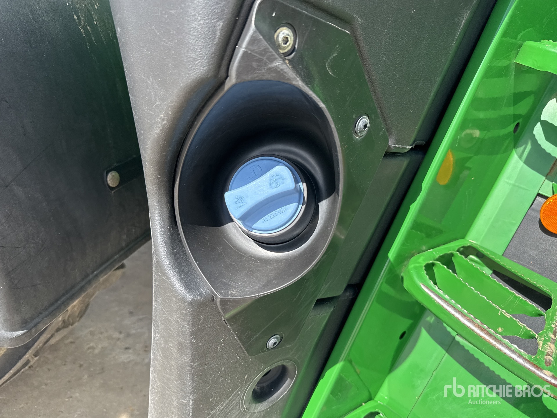 2021 John Deere 6195M COMMAND Q