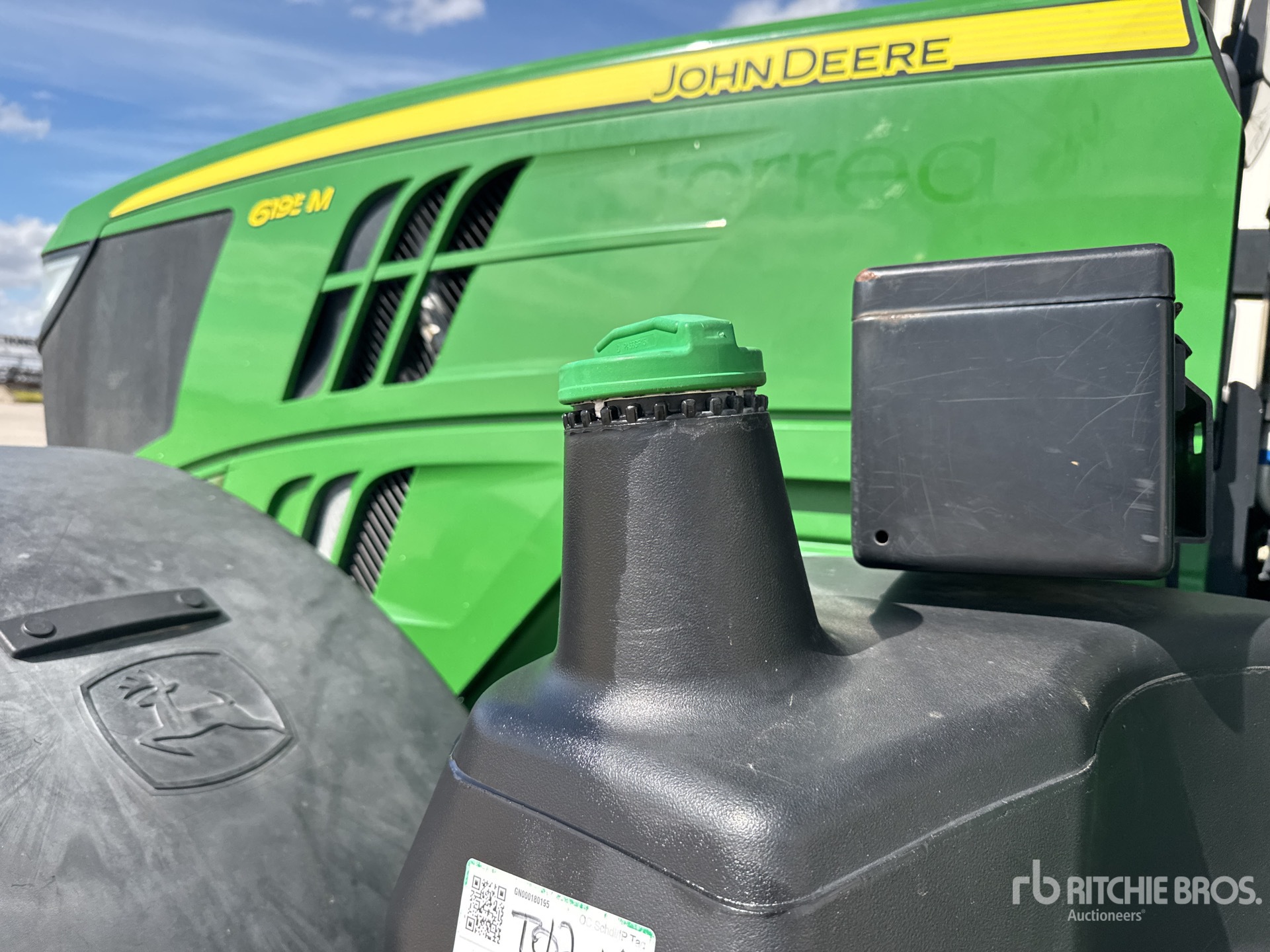 2021 John Deere 6195M COMMAND Q