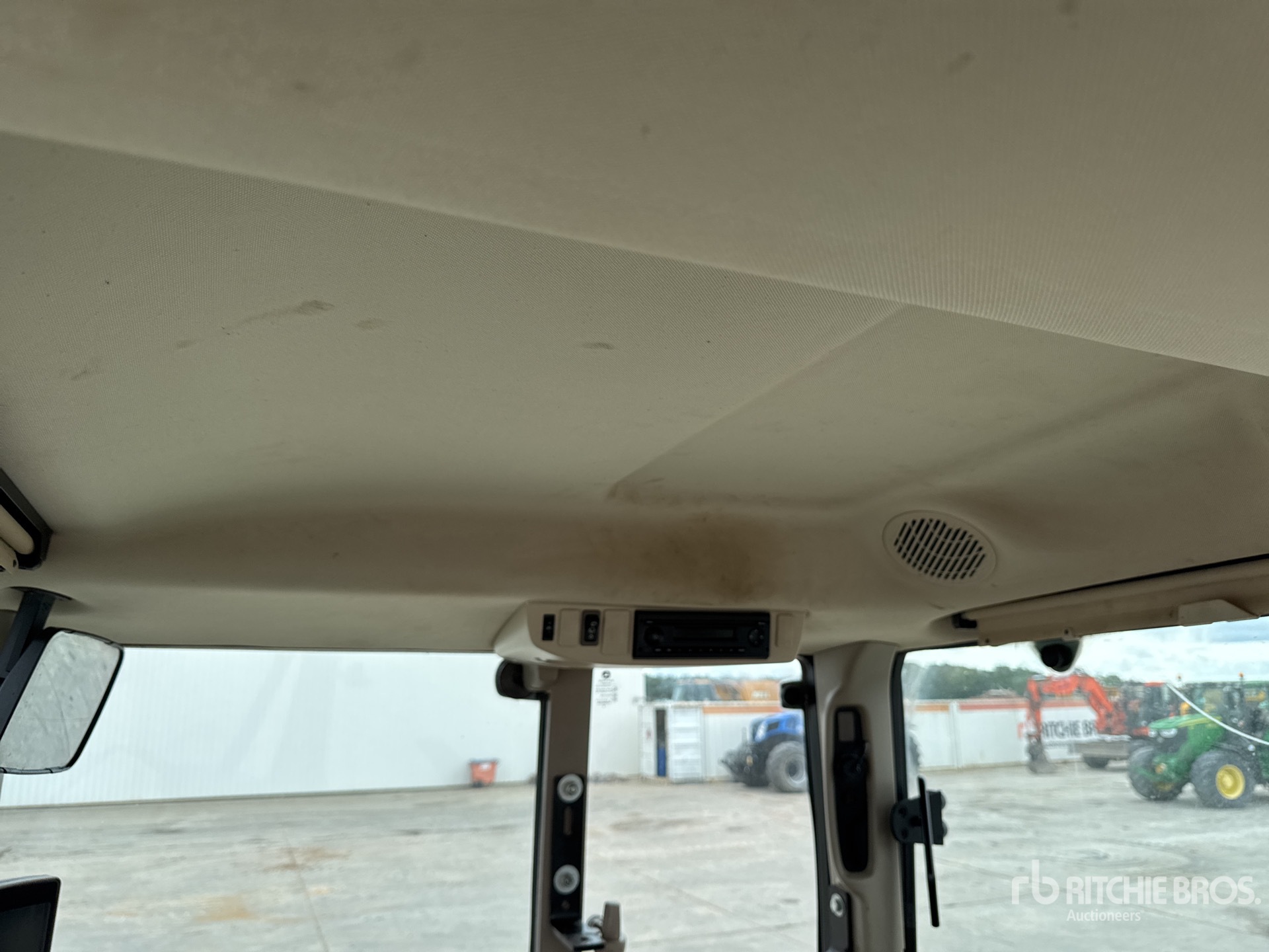 2021 John Deere 6195M COMMAND Q