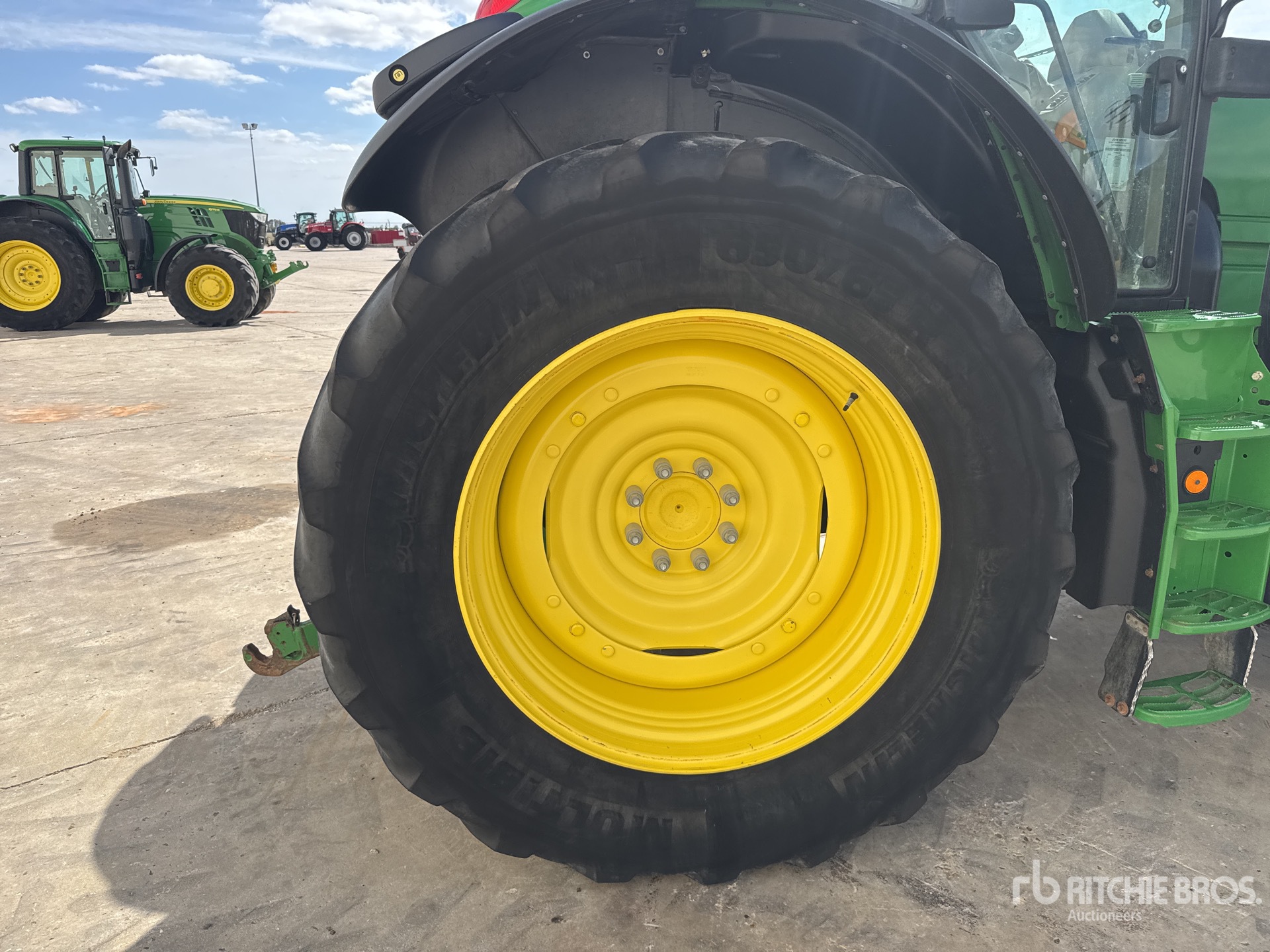 2021 John Deere 6195M COMMAND Q