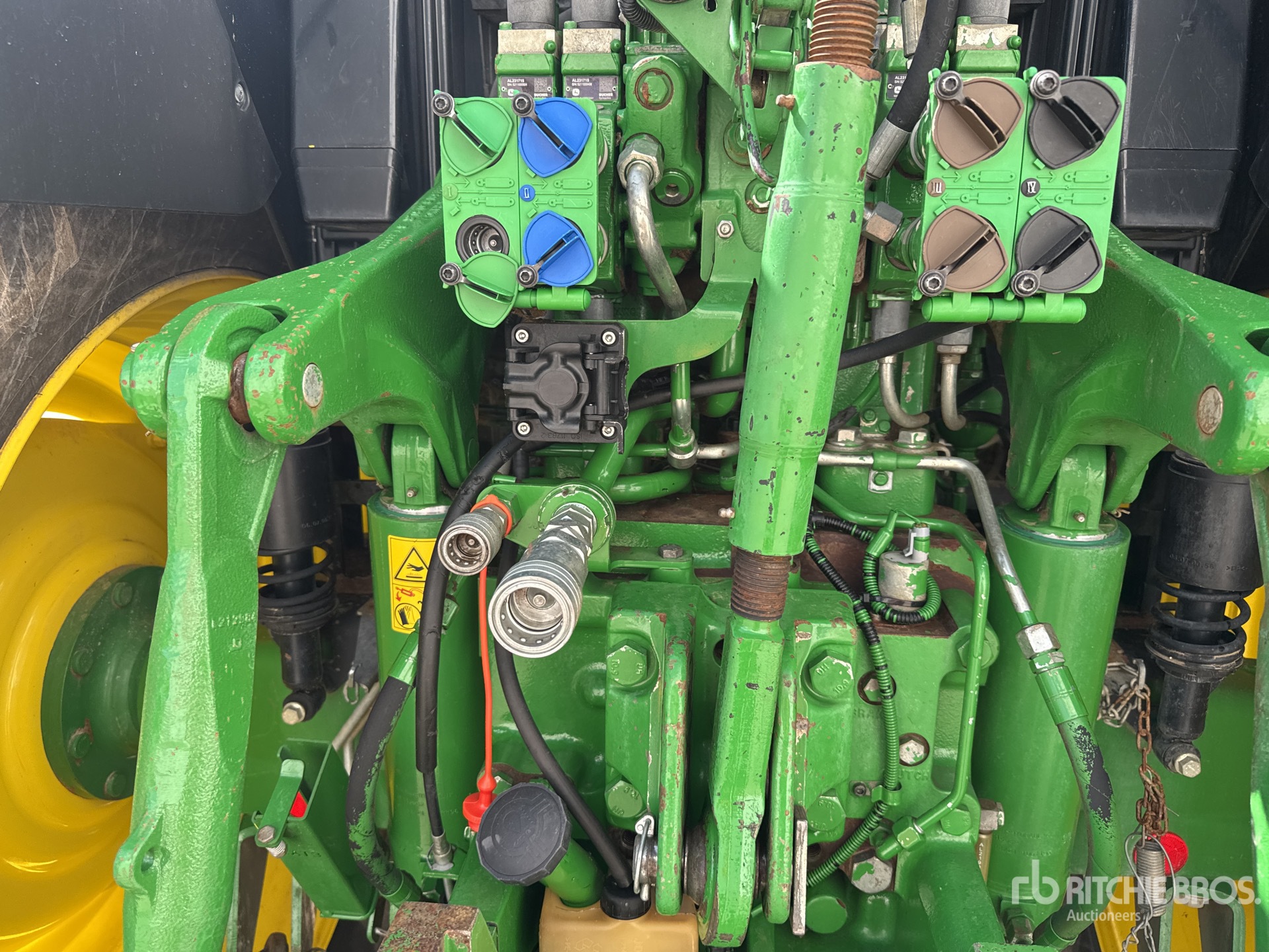 2021 John Deere 6195M COMMAND Q