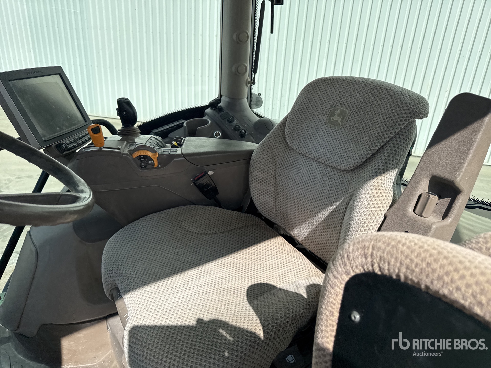 2016 John Deere 6175R AUTO POWE