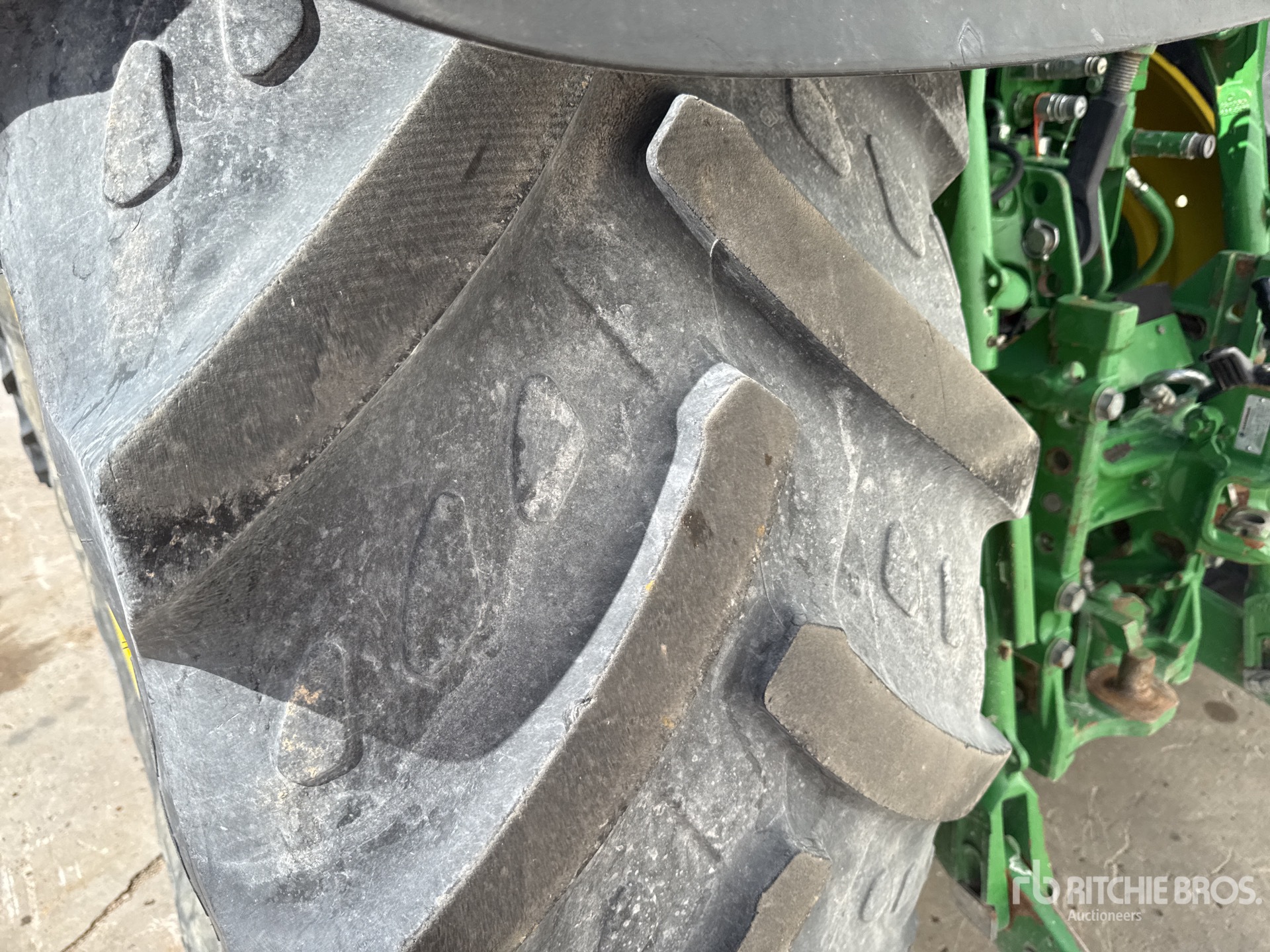 2016 John Deere 6175R AUTO POWE