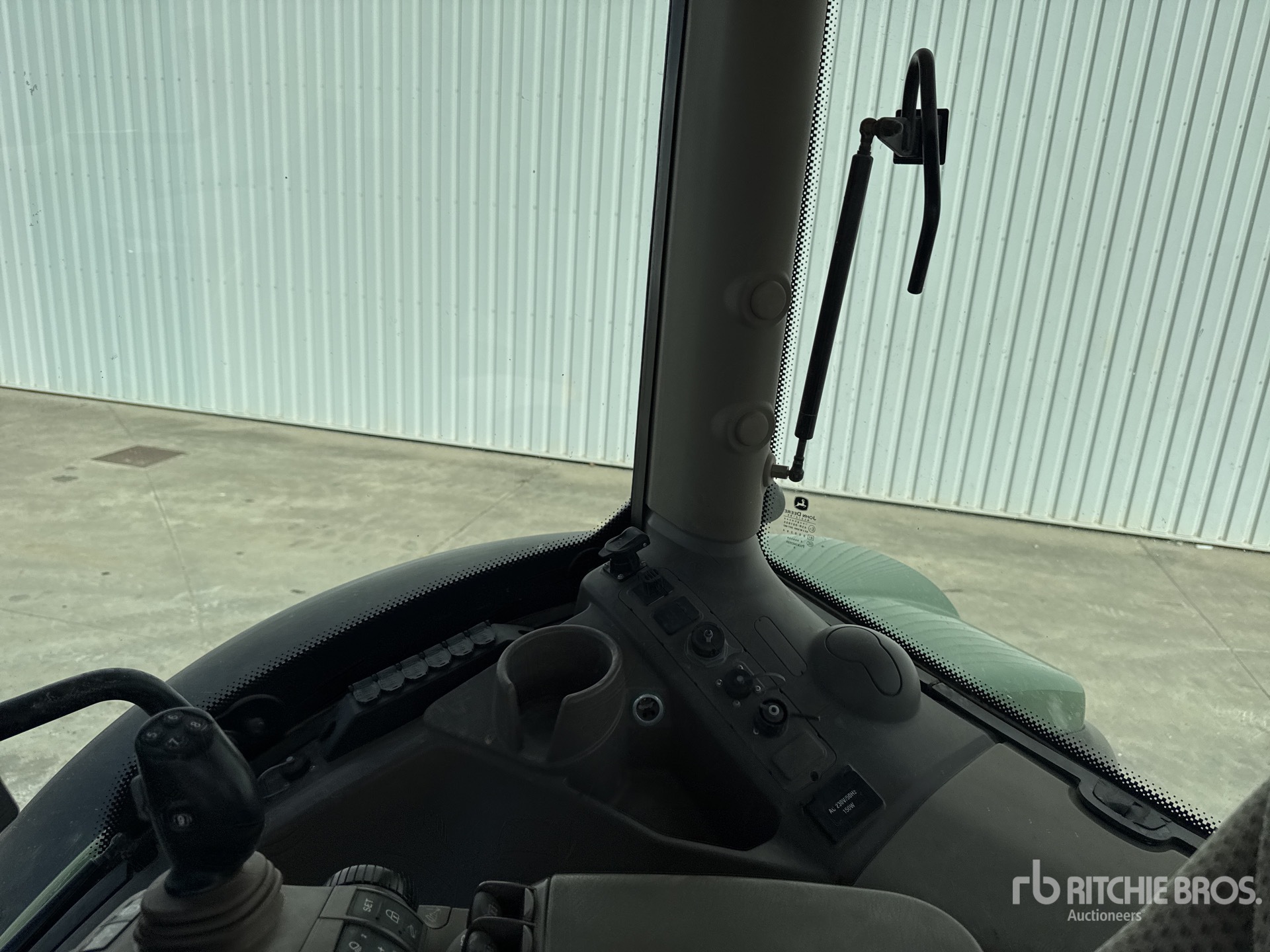 2016 John Deere 6175R AUTO POWE