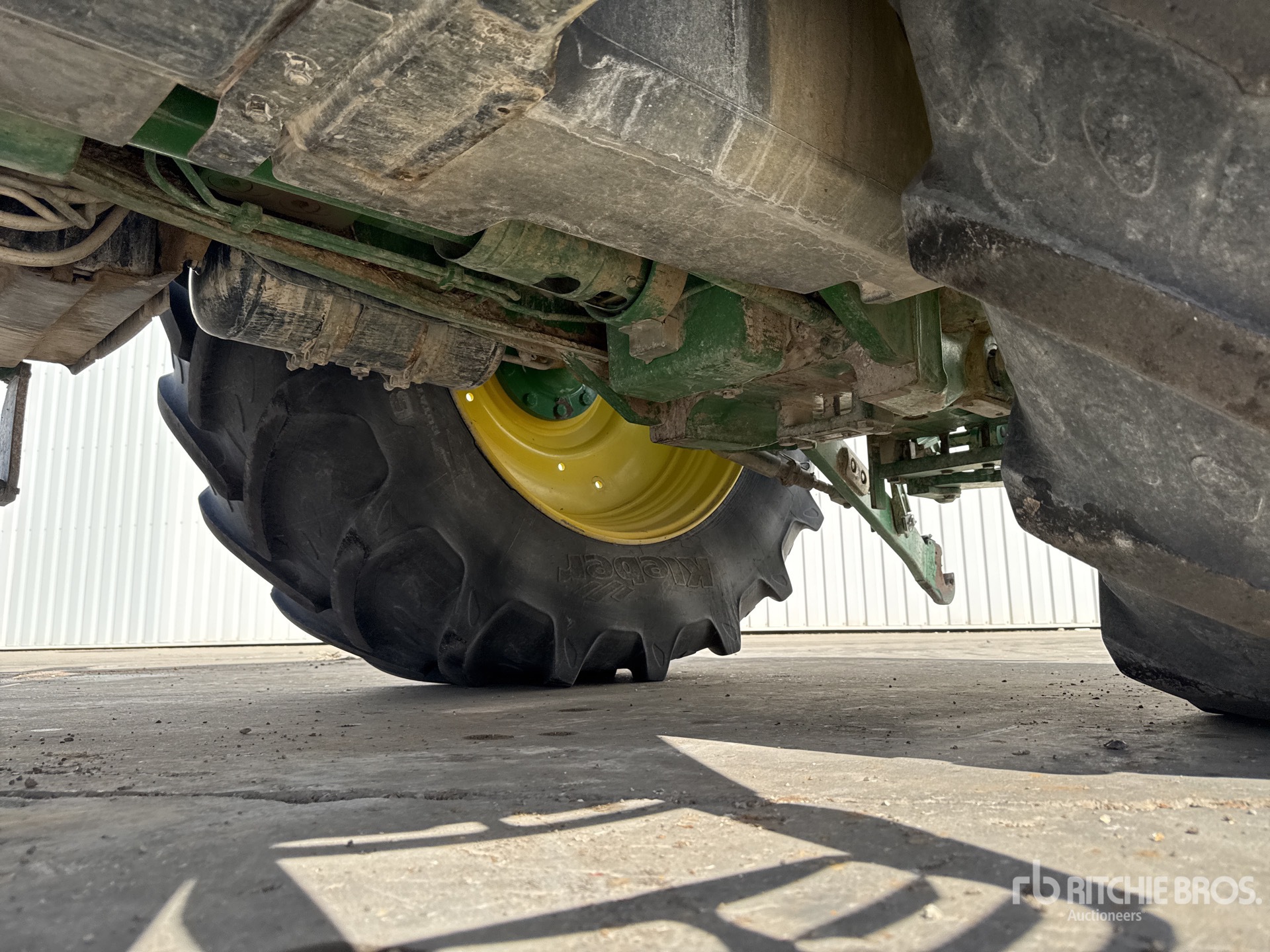 2016 John Deere 6175R AUTO POWE