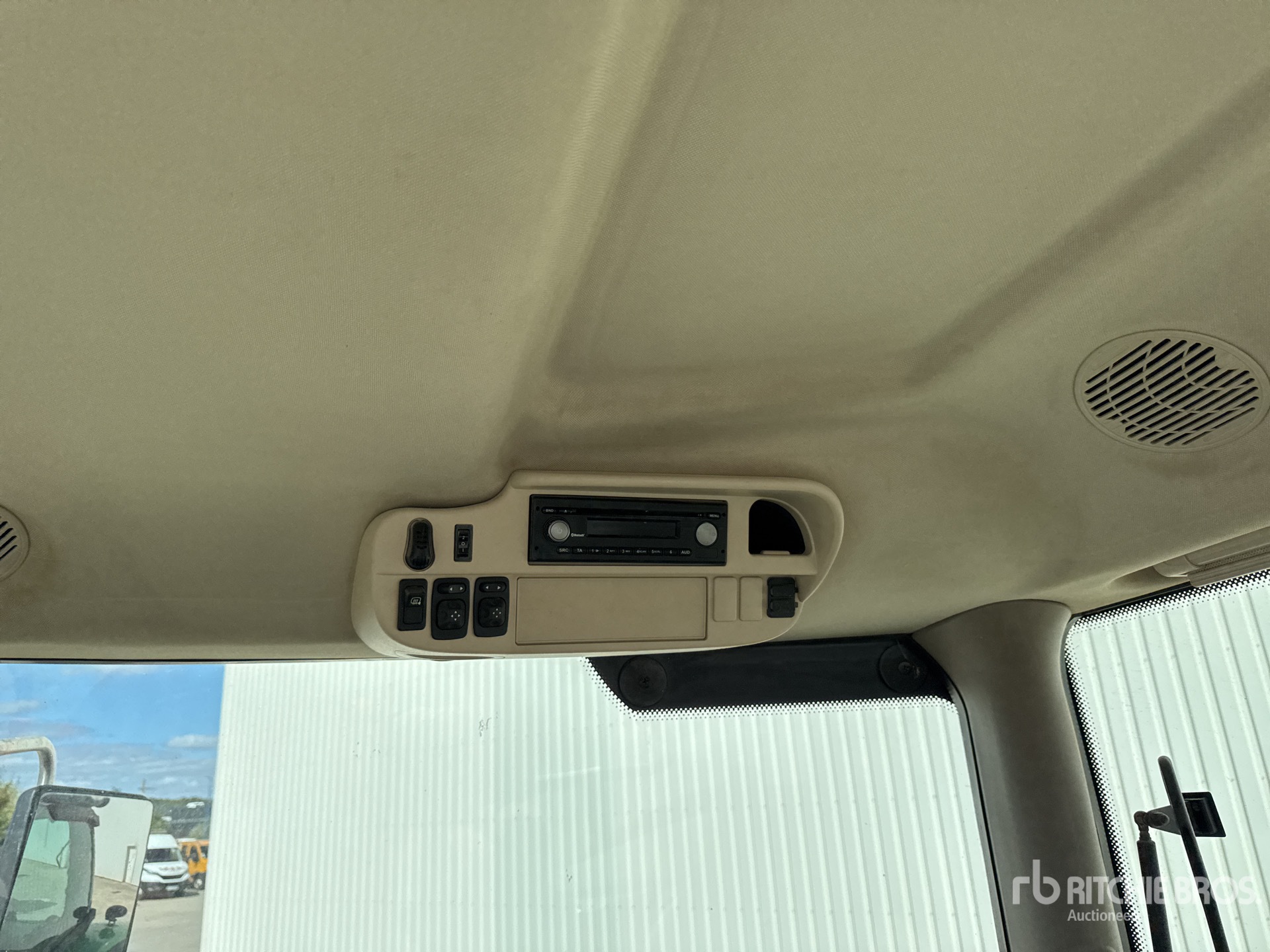 2016 John Deere 6175R AUTO POWE