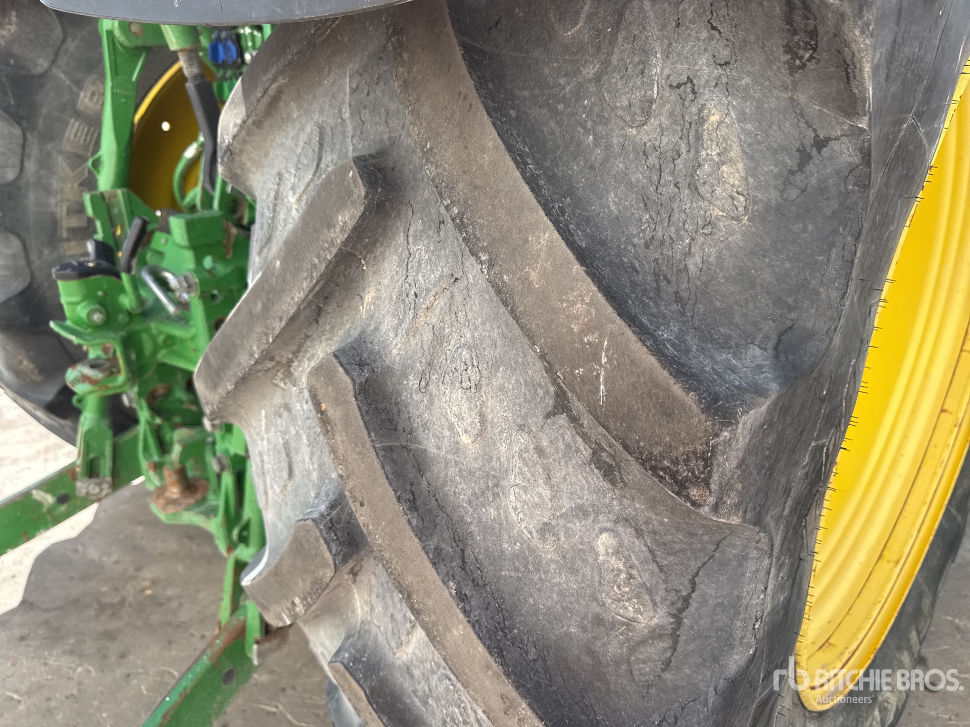 2016 John Deere 6175R AUTO POWE