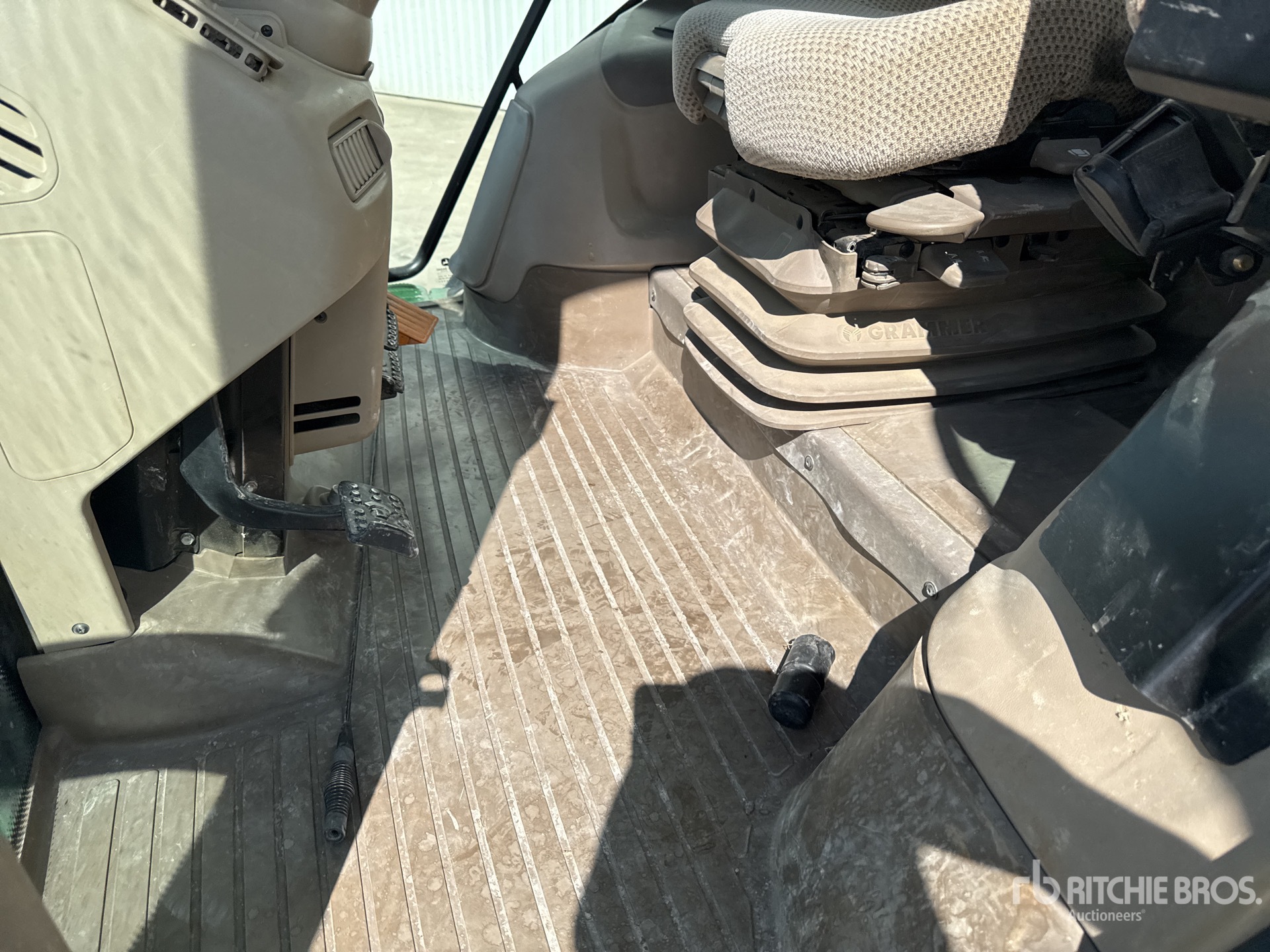 2016 John Deere 6175R AUTO POWE