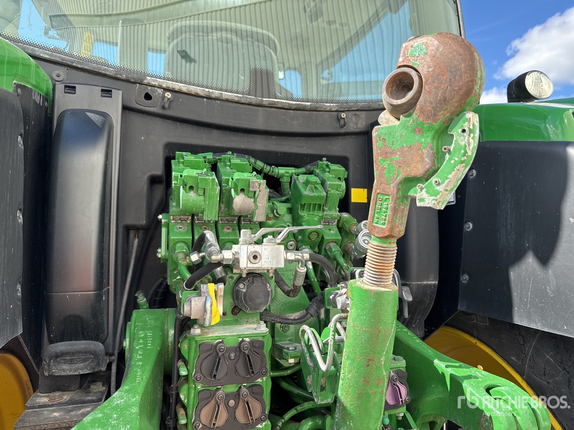 2016 John Deere 6175R AUTO POWE