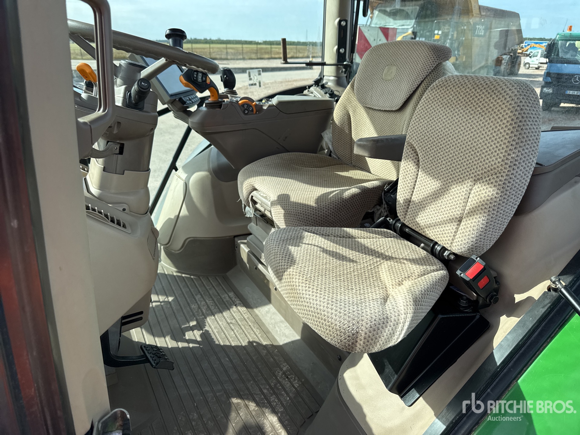 2022 John Deere 6175R AUTO POWE