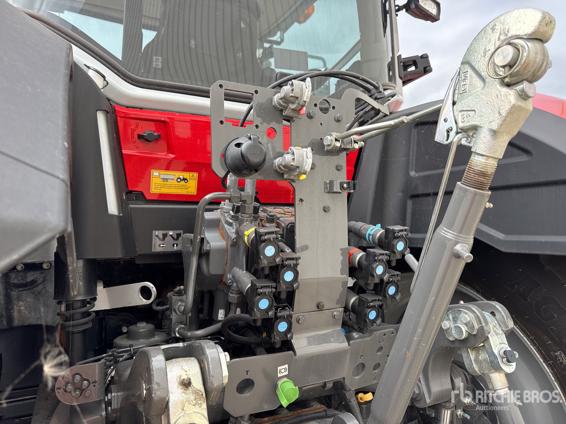 2023 Massey Ferguson 8S.205 DYNA-7