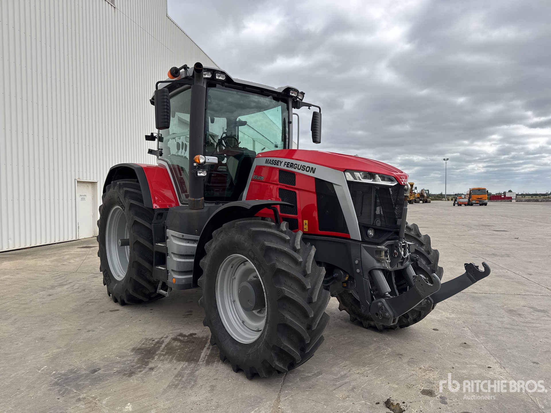 2023 Massey Ferguson 8S.205 DYNA-7