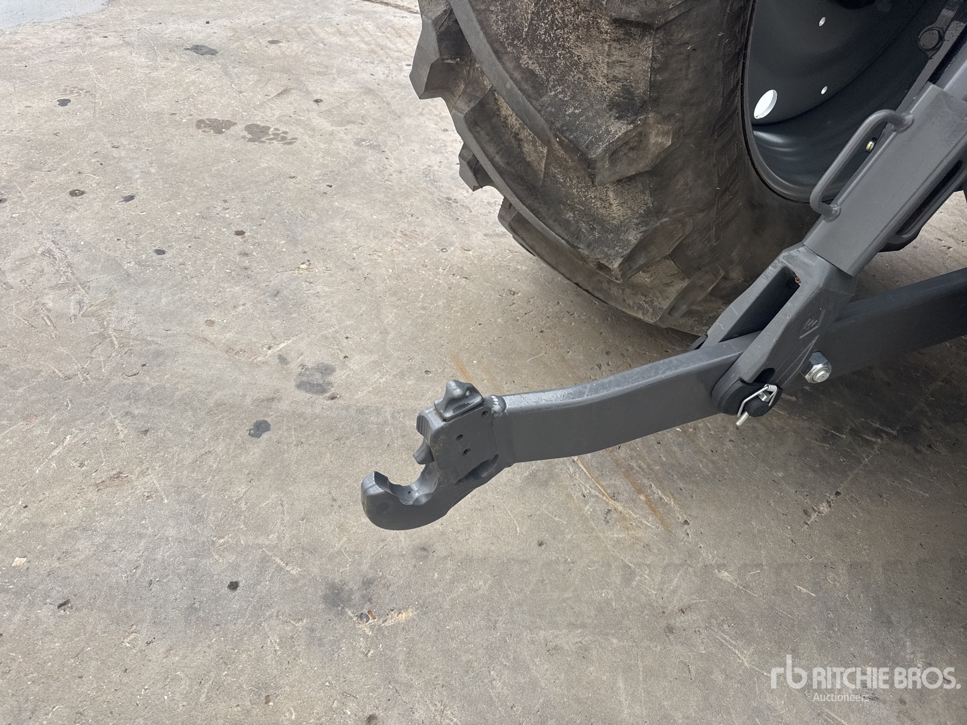 2023 Massey Ferguson 8S.205