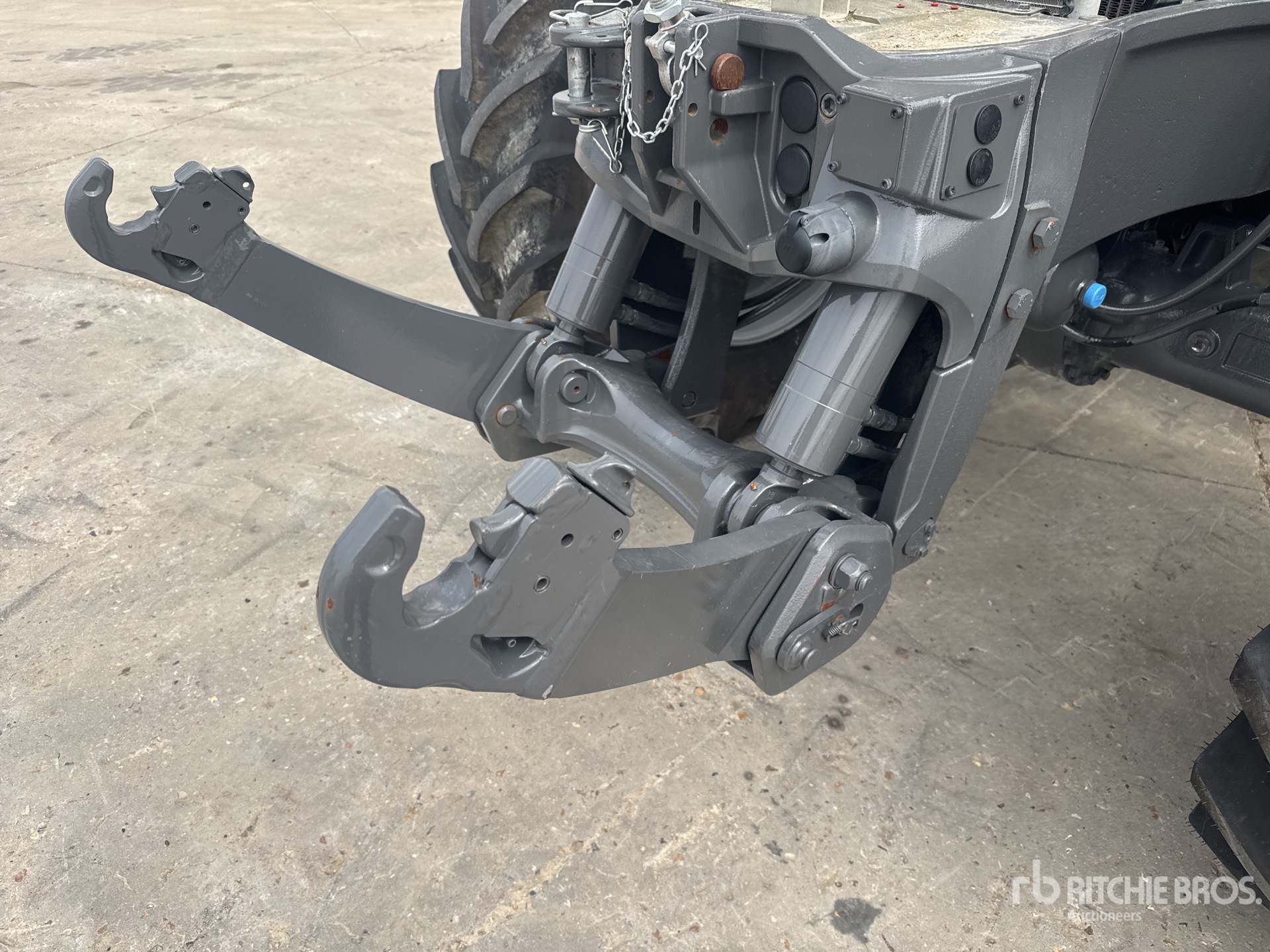 2023 Massey Ferguson 8S.205
