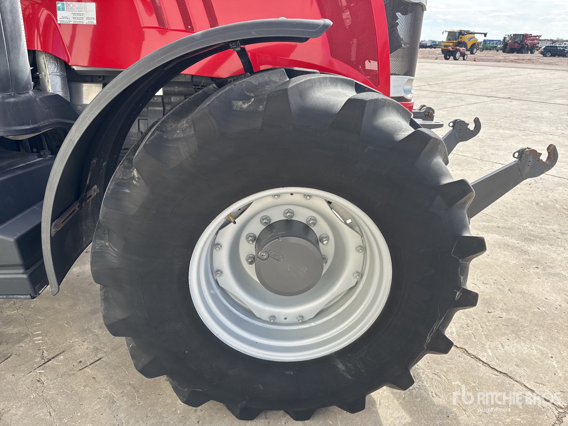 2016 Massey Ferguson 7724