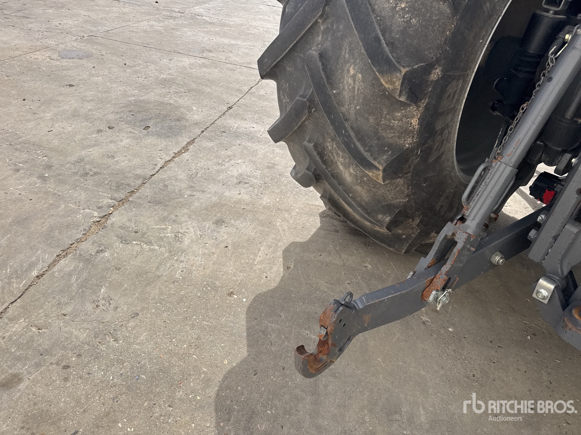 2016 Massey Ferguson 7724