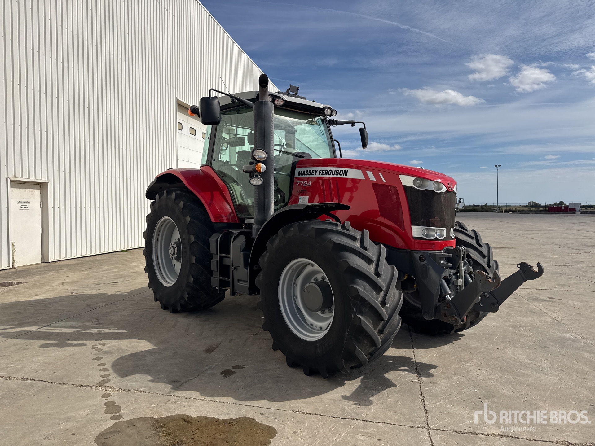 2016 Massey Ferguson 7724