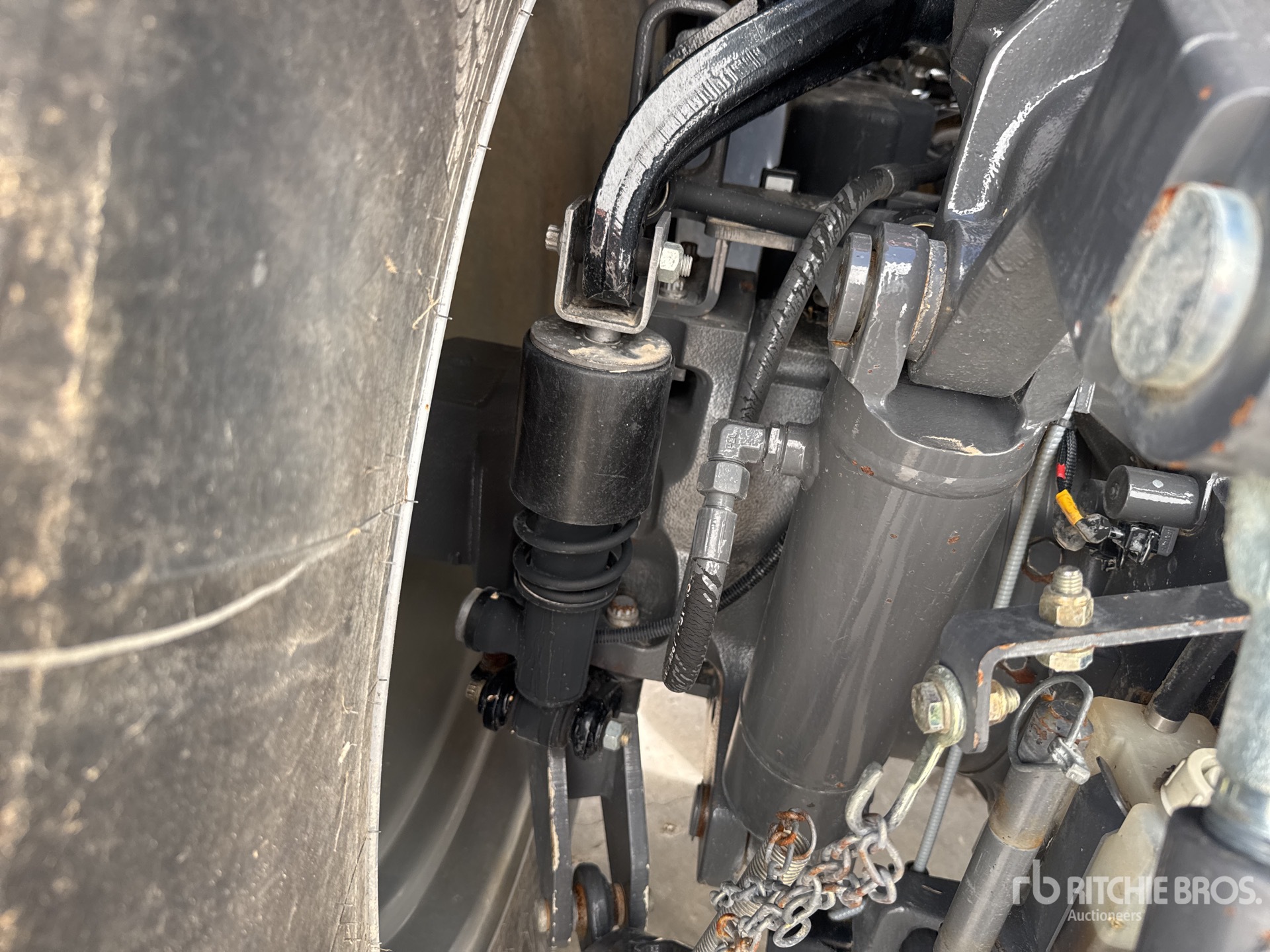 2016 Massey Ferguson 7724