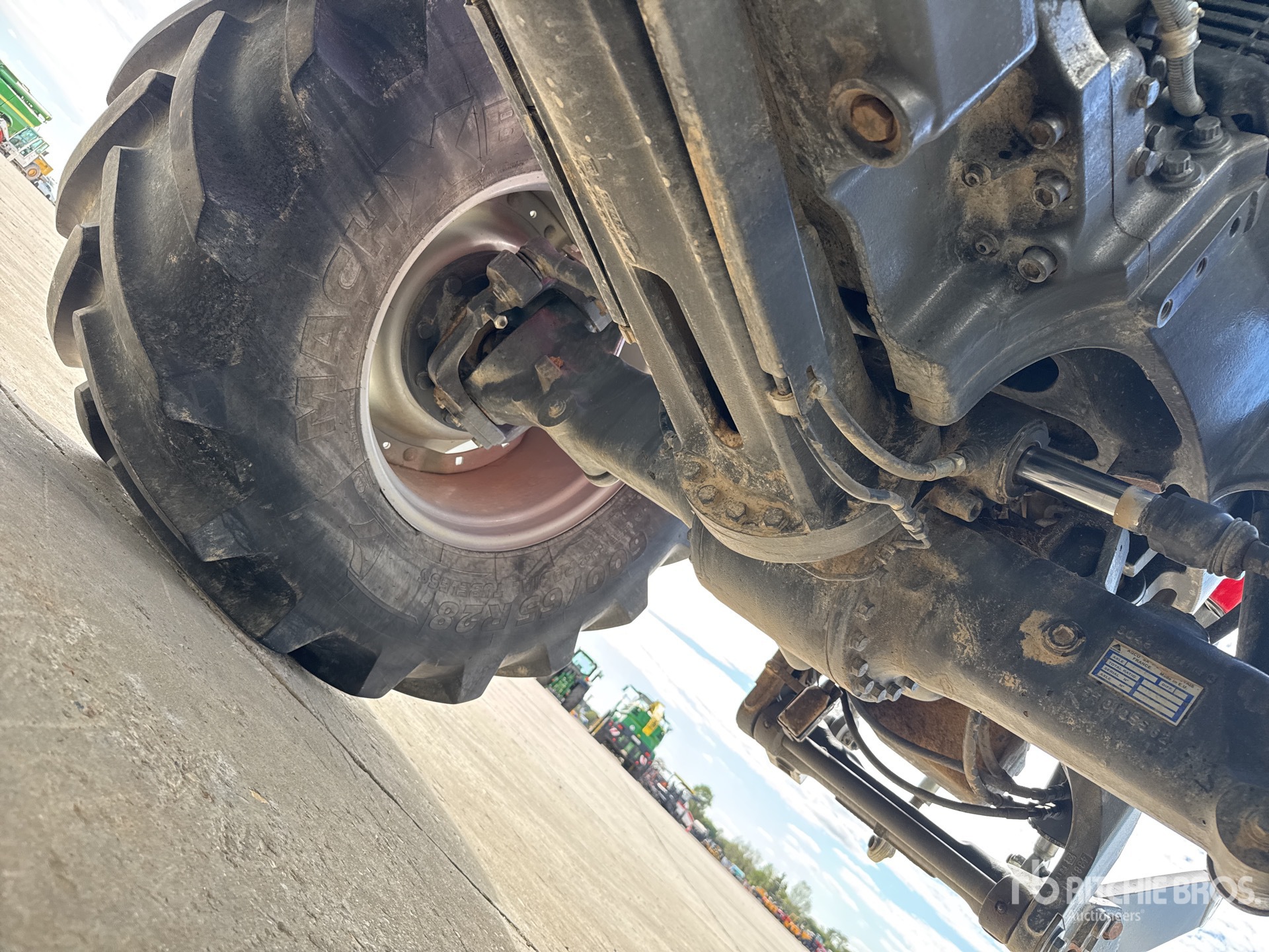 2016 Massey Ferguson 7724
