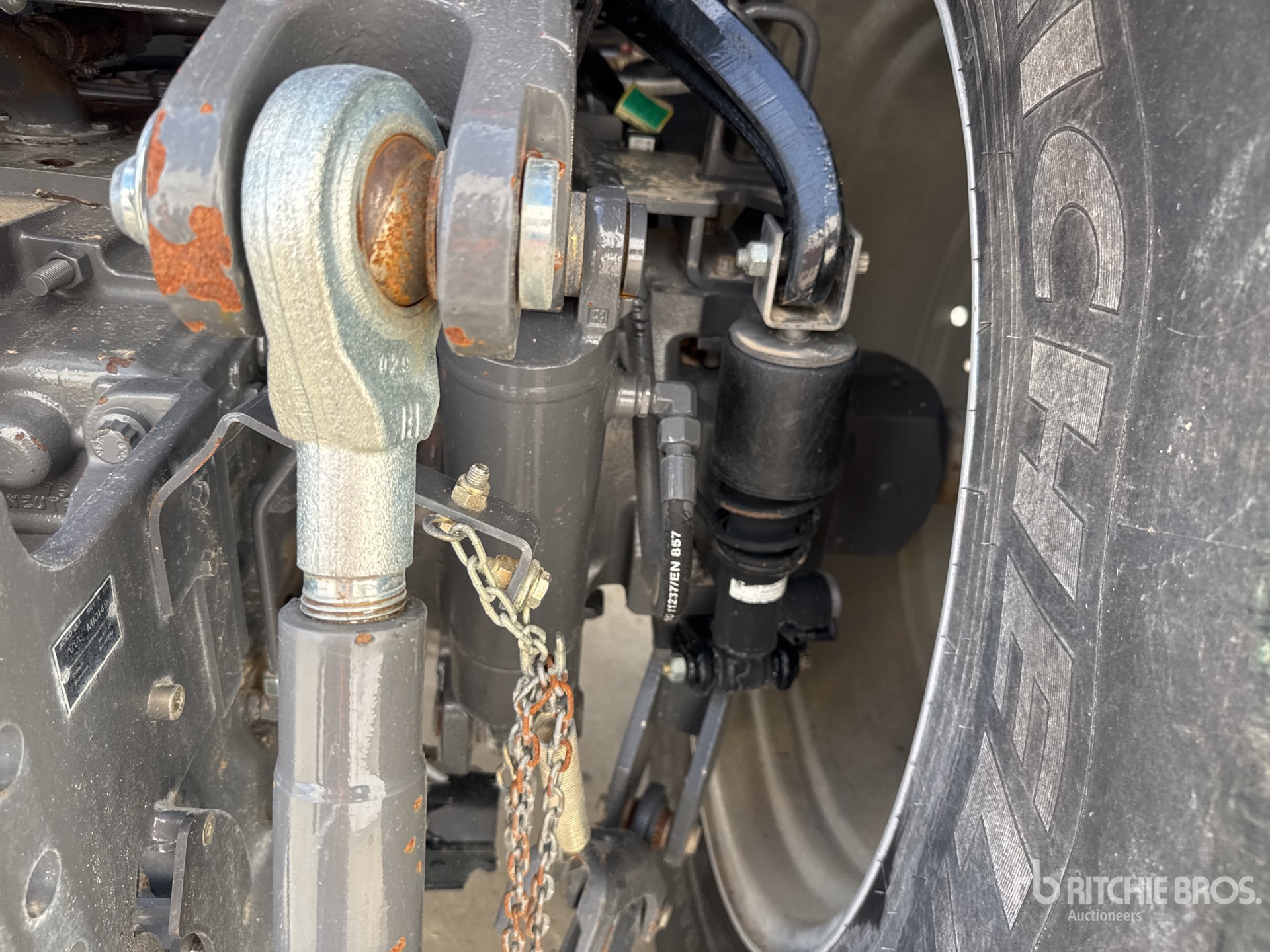 2016 Massey Ferguson 7724