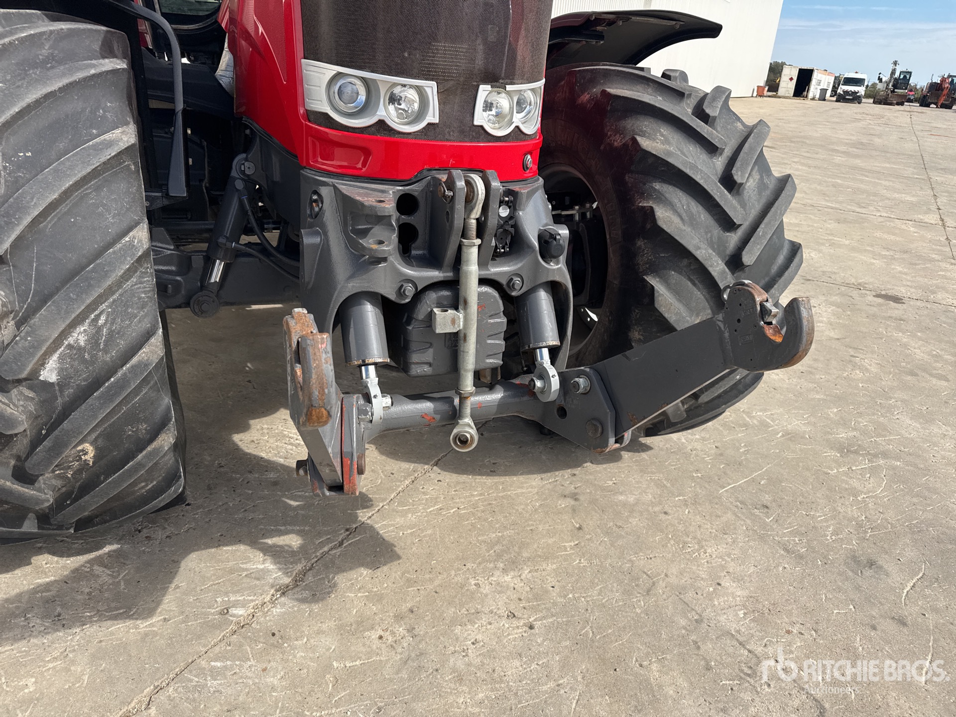 2016 Massey Ferguson 7724