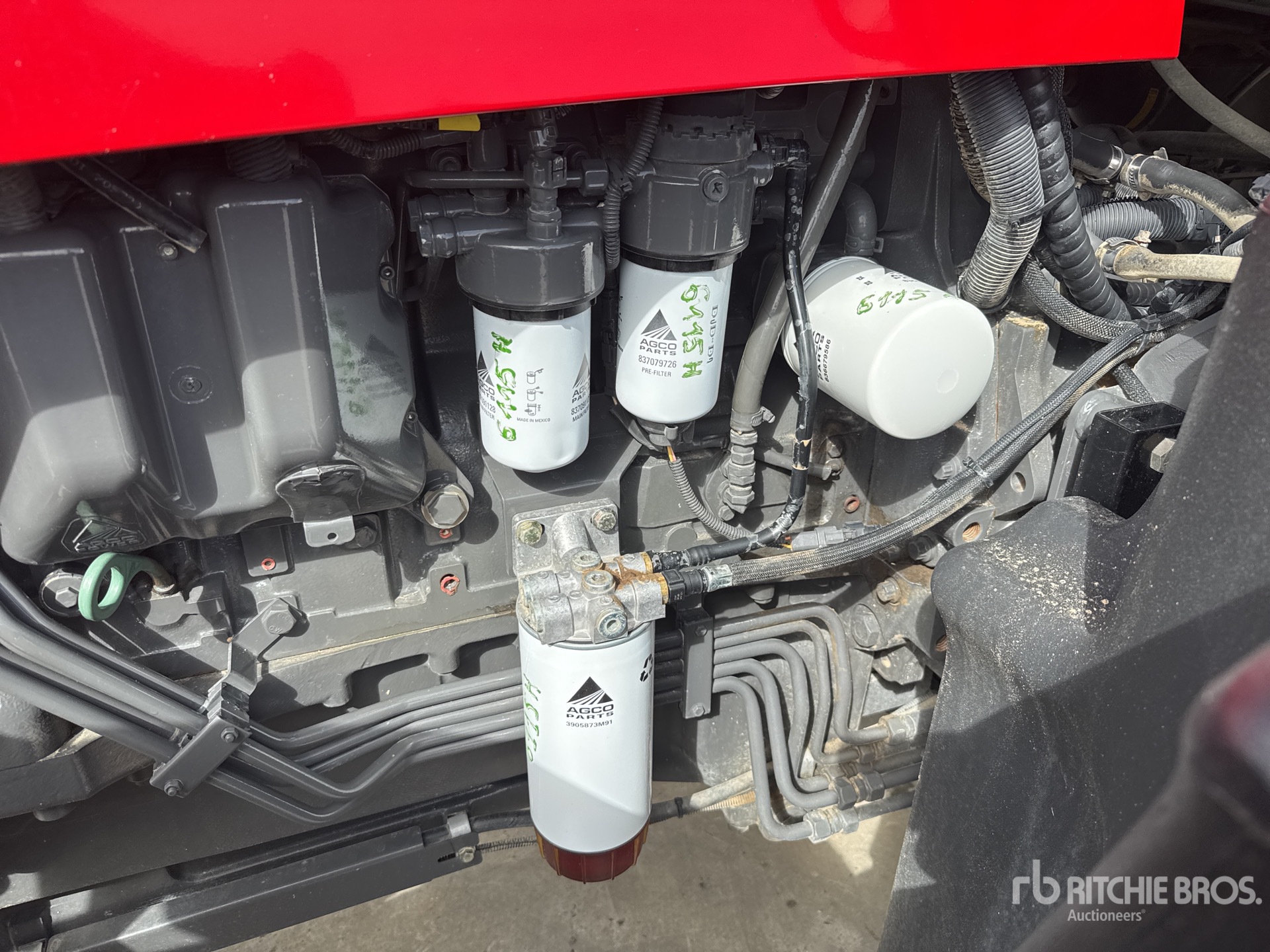 2016 Massey Ferguson 7724