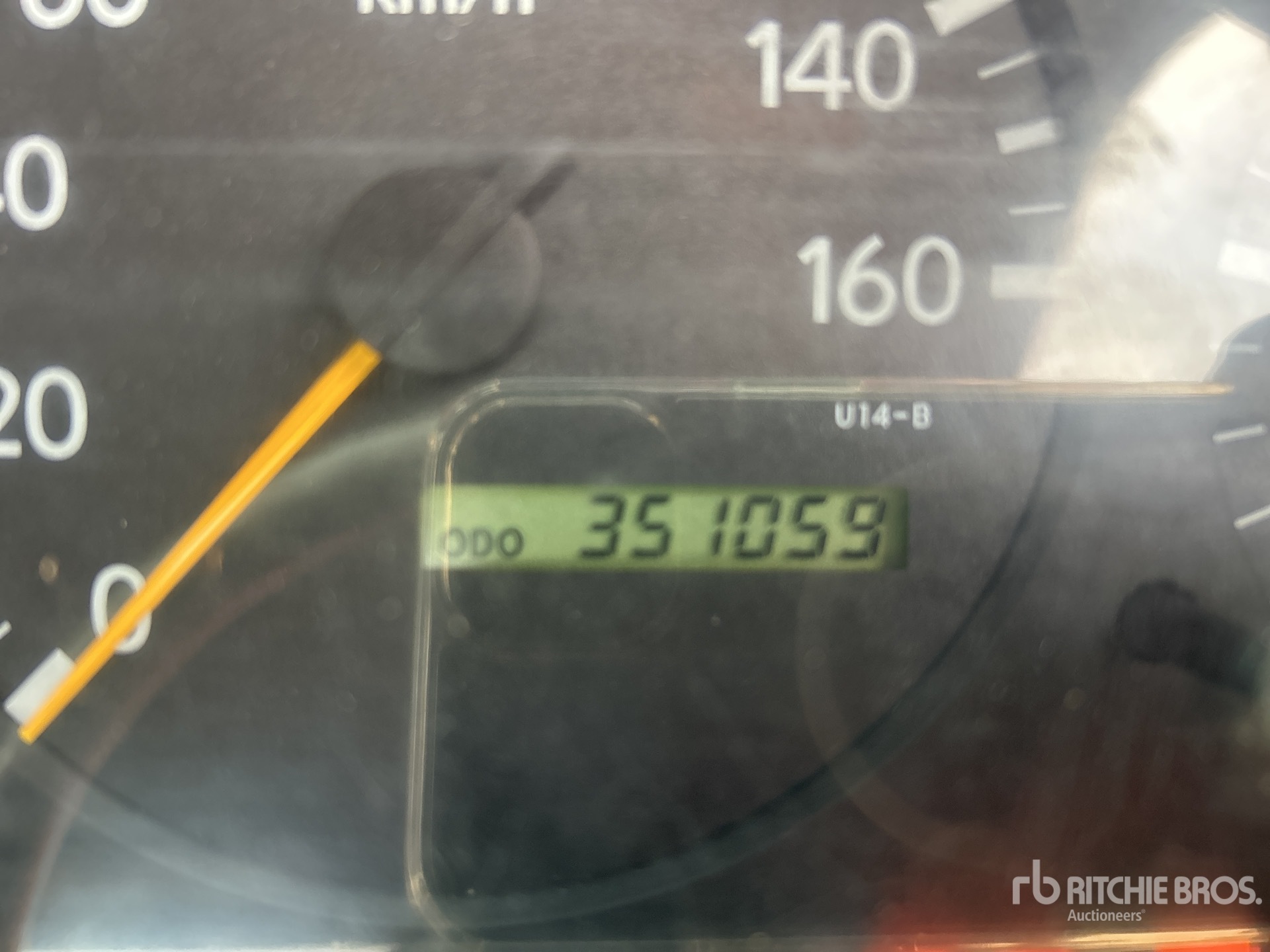 2007 Hino 300