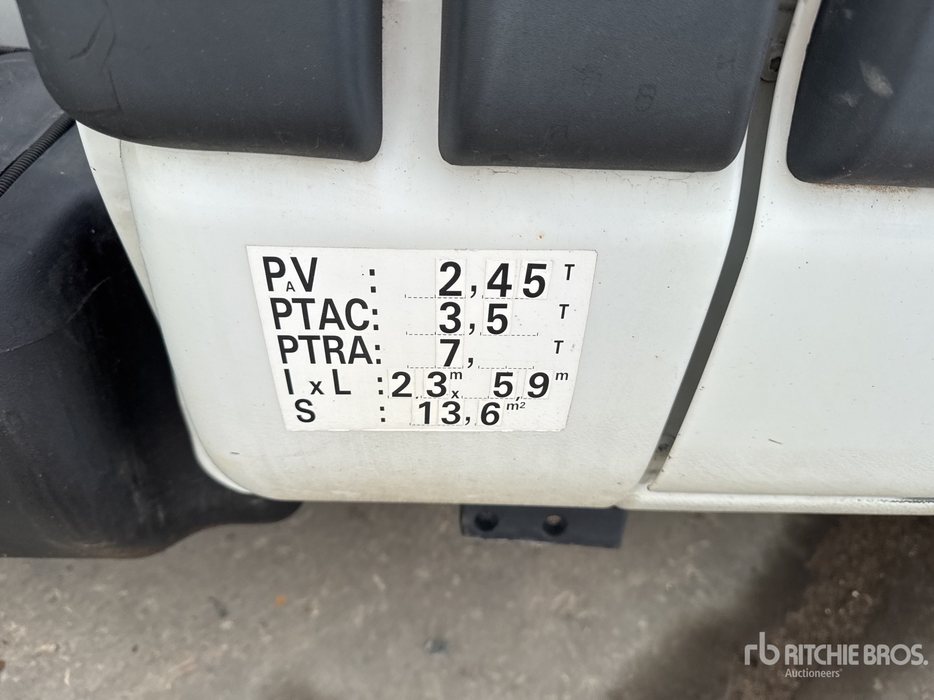 2008 Renault MASCOTT 130DXI