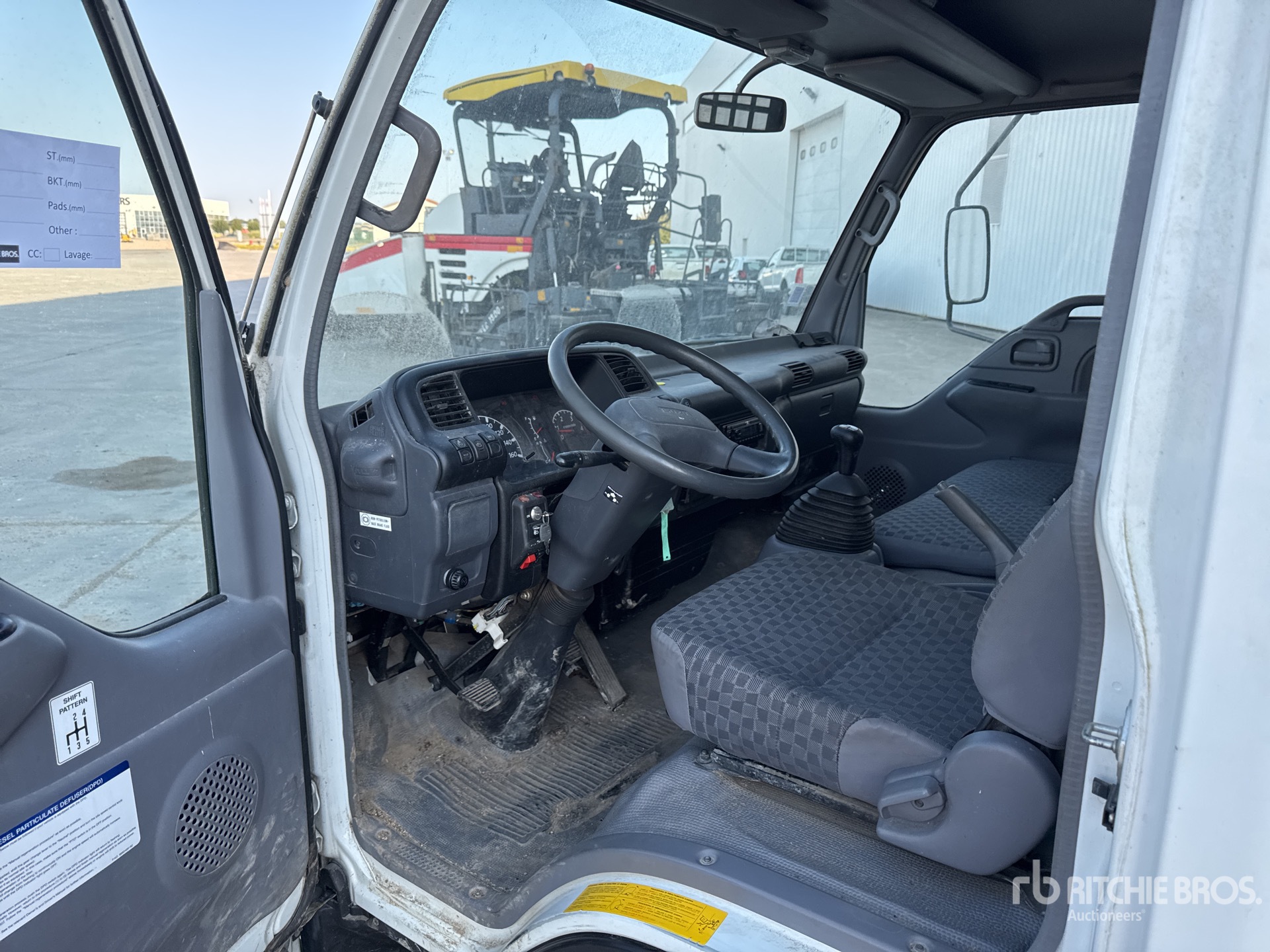 2007 Isuzu P35.Y07