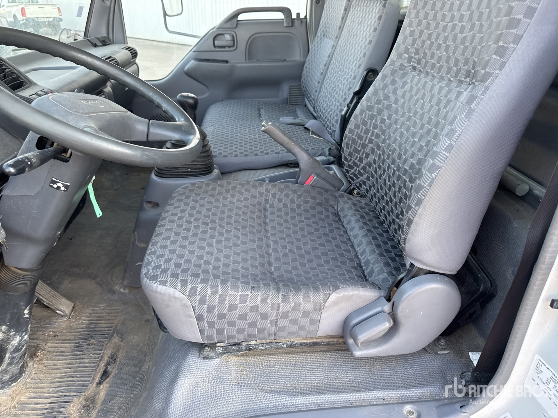 2007 Isuzu P35.Y07