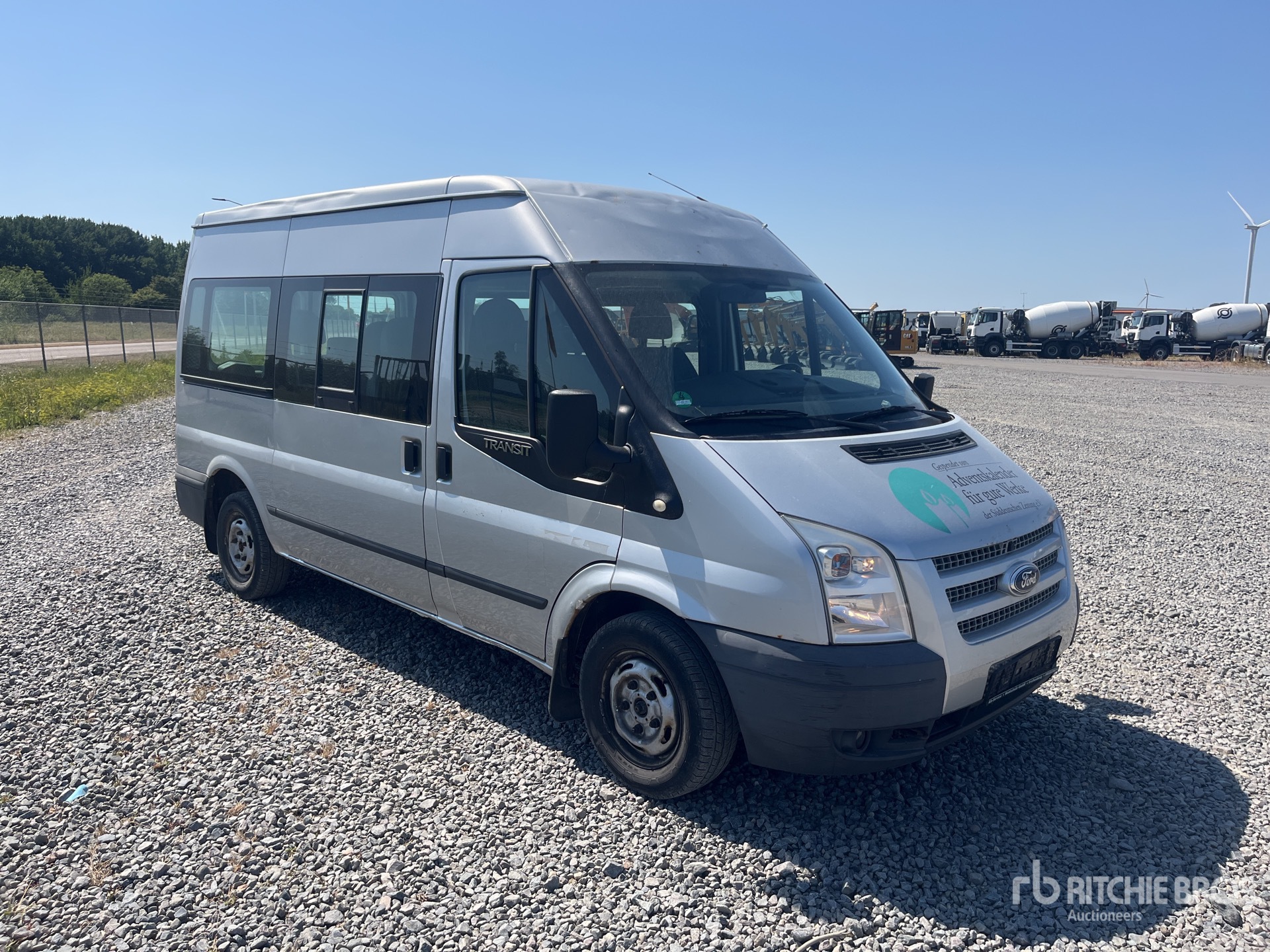2013 Ford TRANSIT TOURNEO