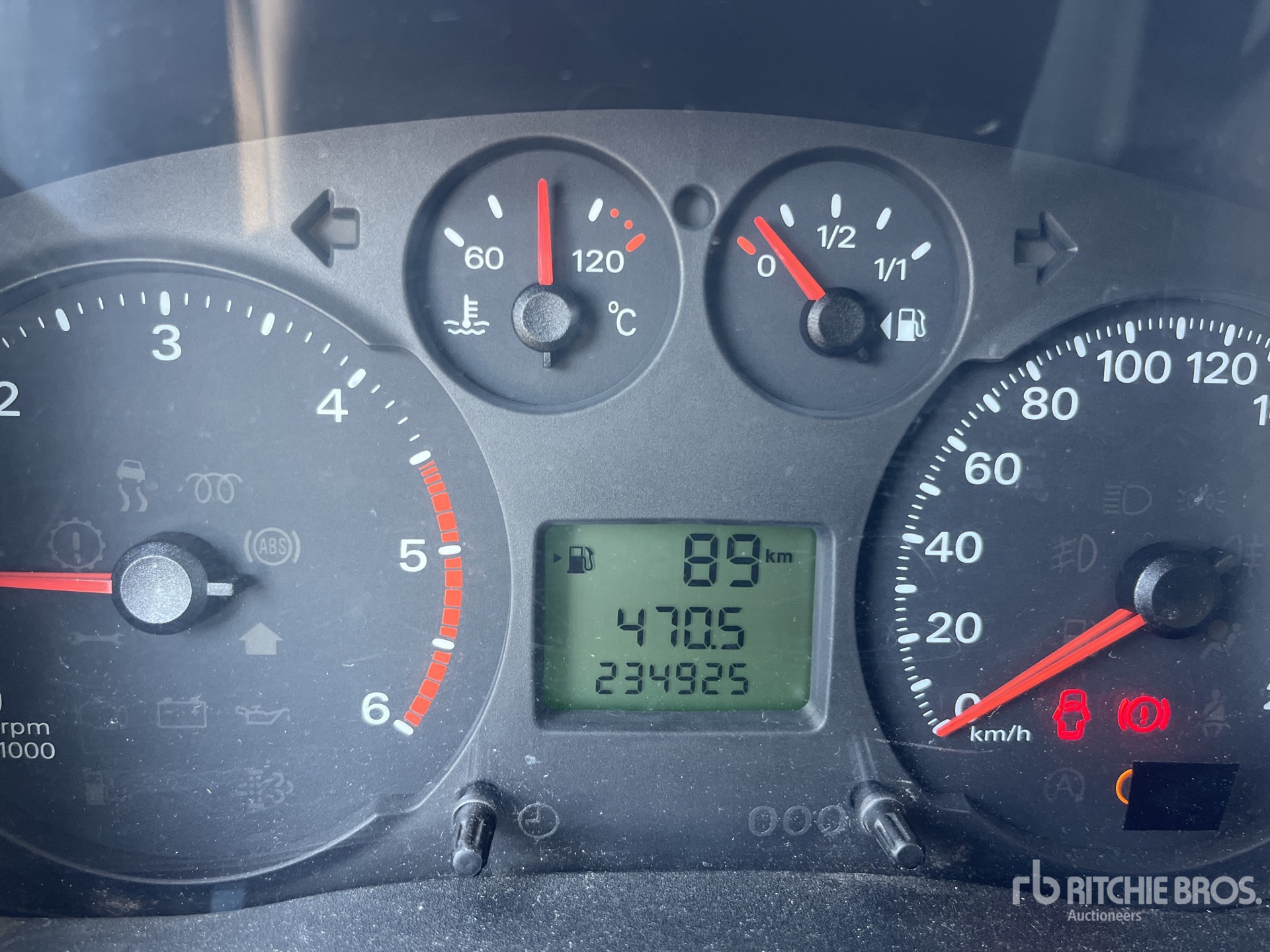 2013 Ford TRANSIT TOURNEO