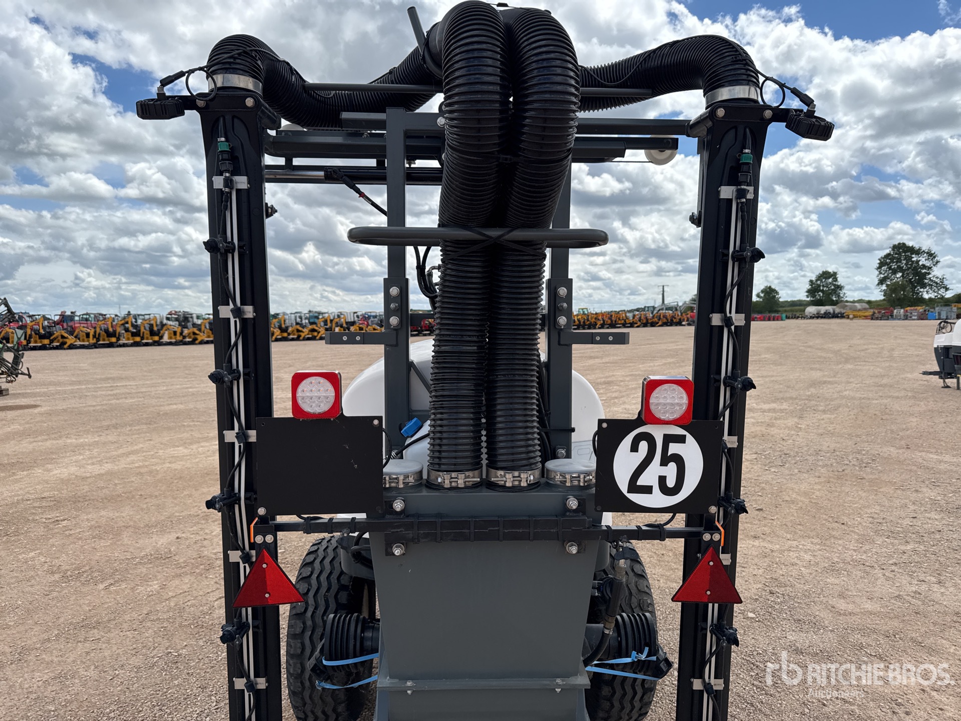2023 Nicolas TTZ 2 900 INTER