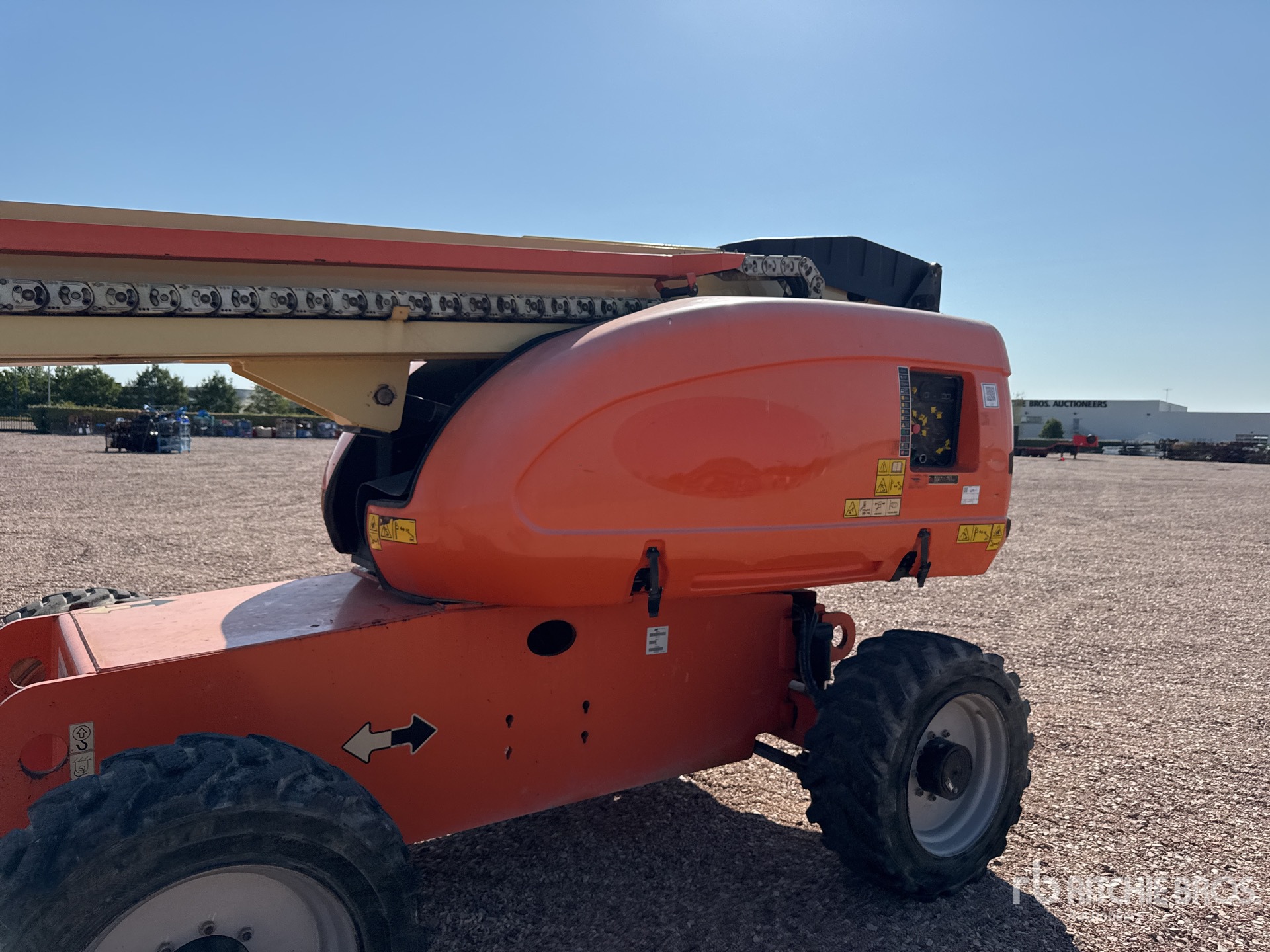 2016 JLG 660SJ