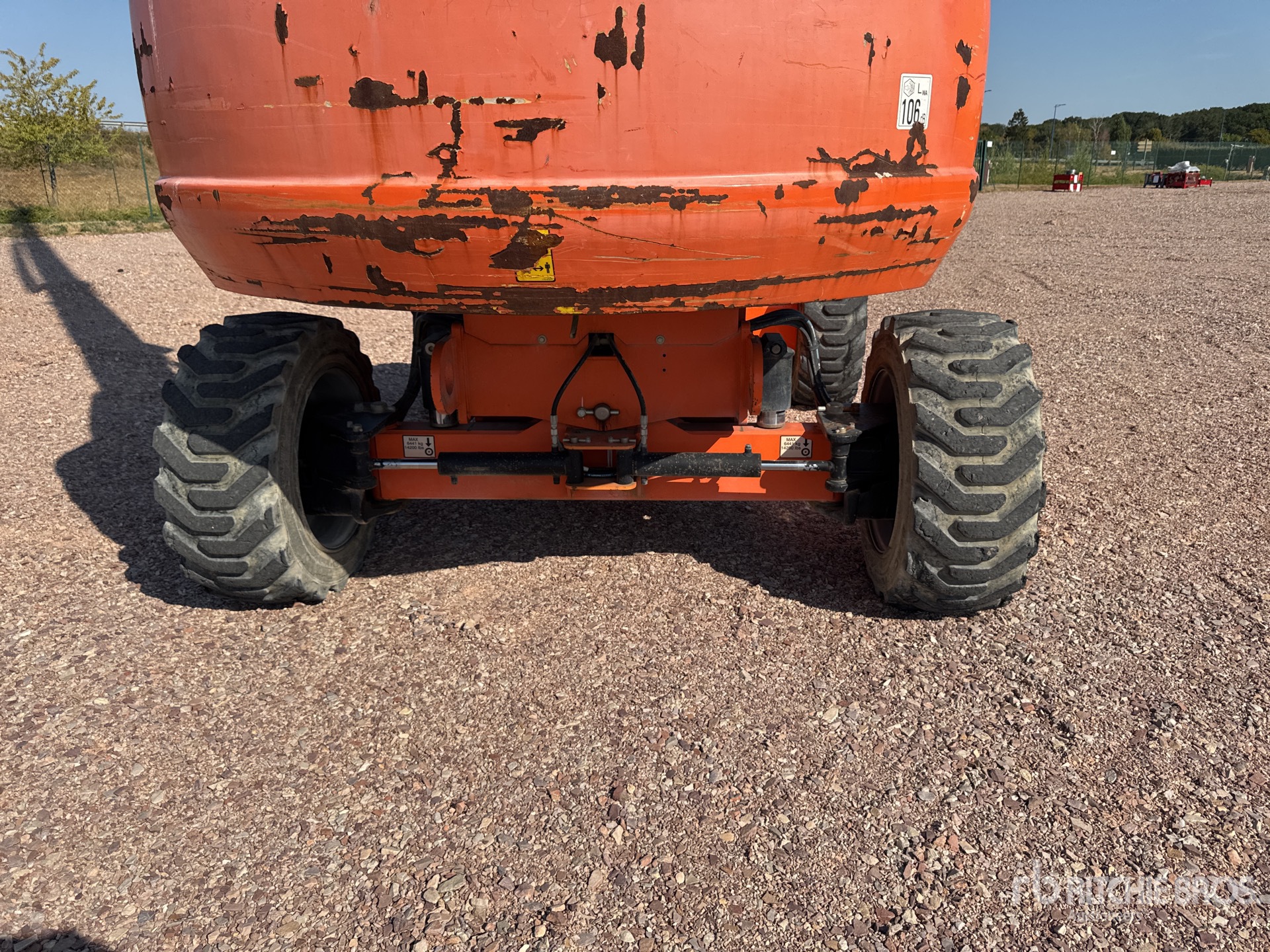 2016 JLG 660SJ